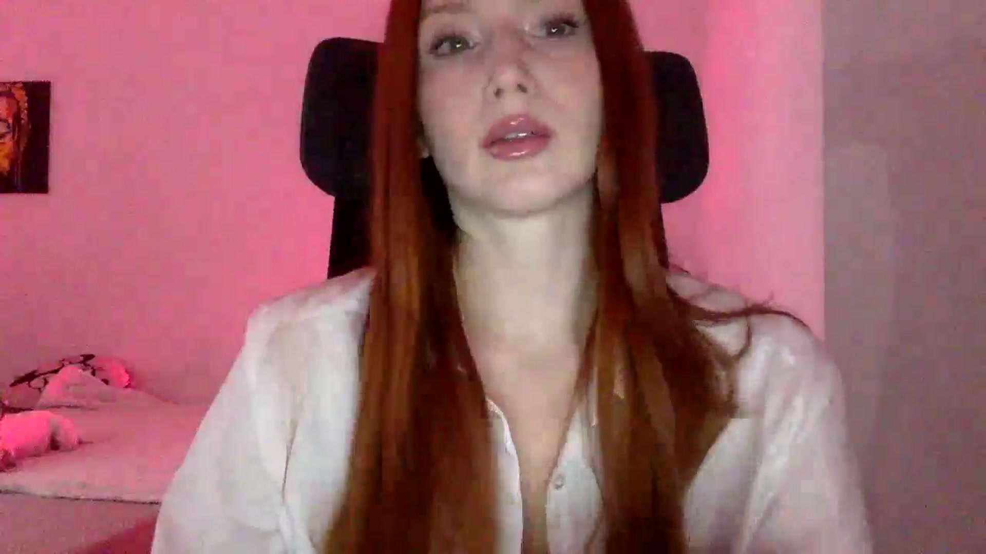 Gallery image thumbnail from Linaah6's myfreecams stream on, 11/07/2024, 13:00 image 10 of 20