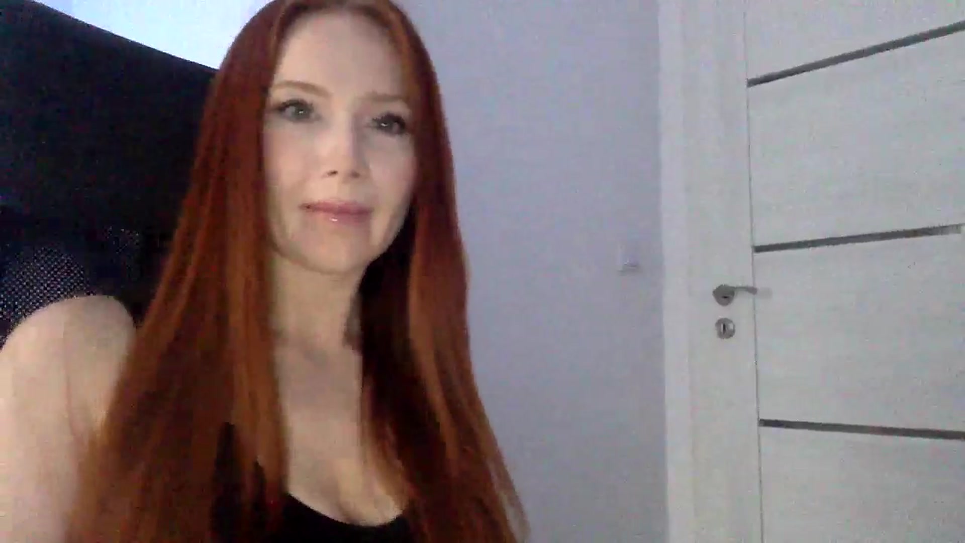 Gallery image thumbnail from Linaah6's myfreecams stream on, 11/13/2024, 12:46 image 11 of 20