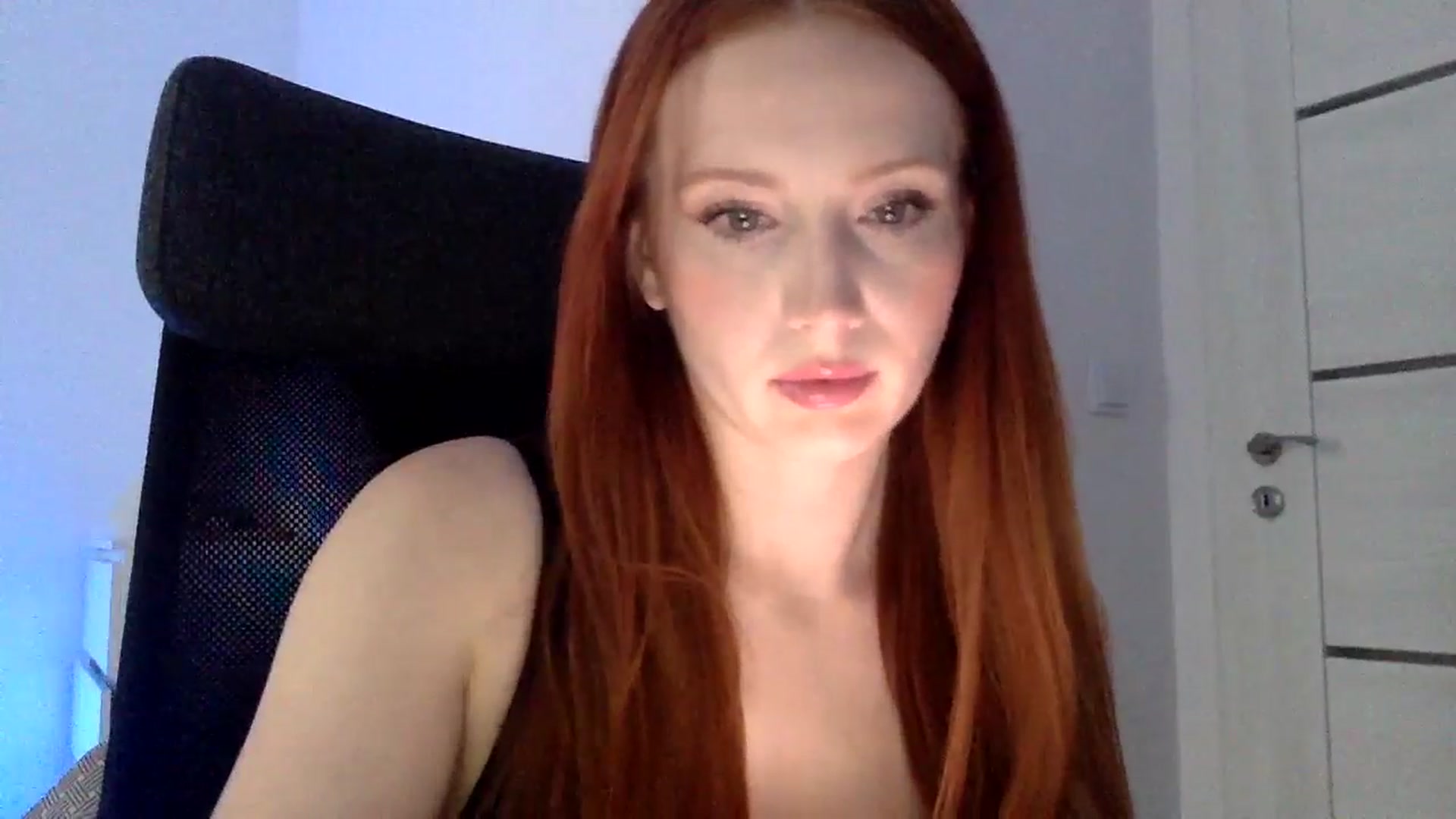 Gallery image thumbnail from Linaah6's myfreecams stream on, 11/13/2024, 12:46 image 7 of 20