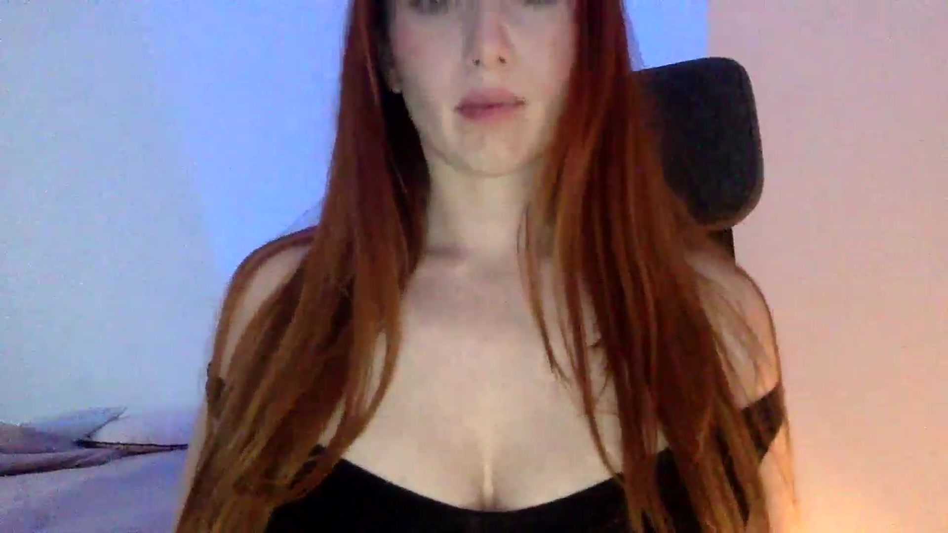 Gallery image thumbnail from Linaah6's myfreecams stream on, 11/13/2024, 13:21 image 12 of 20