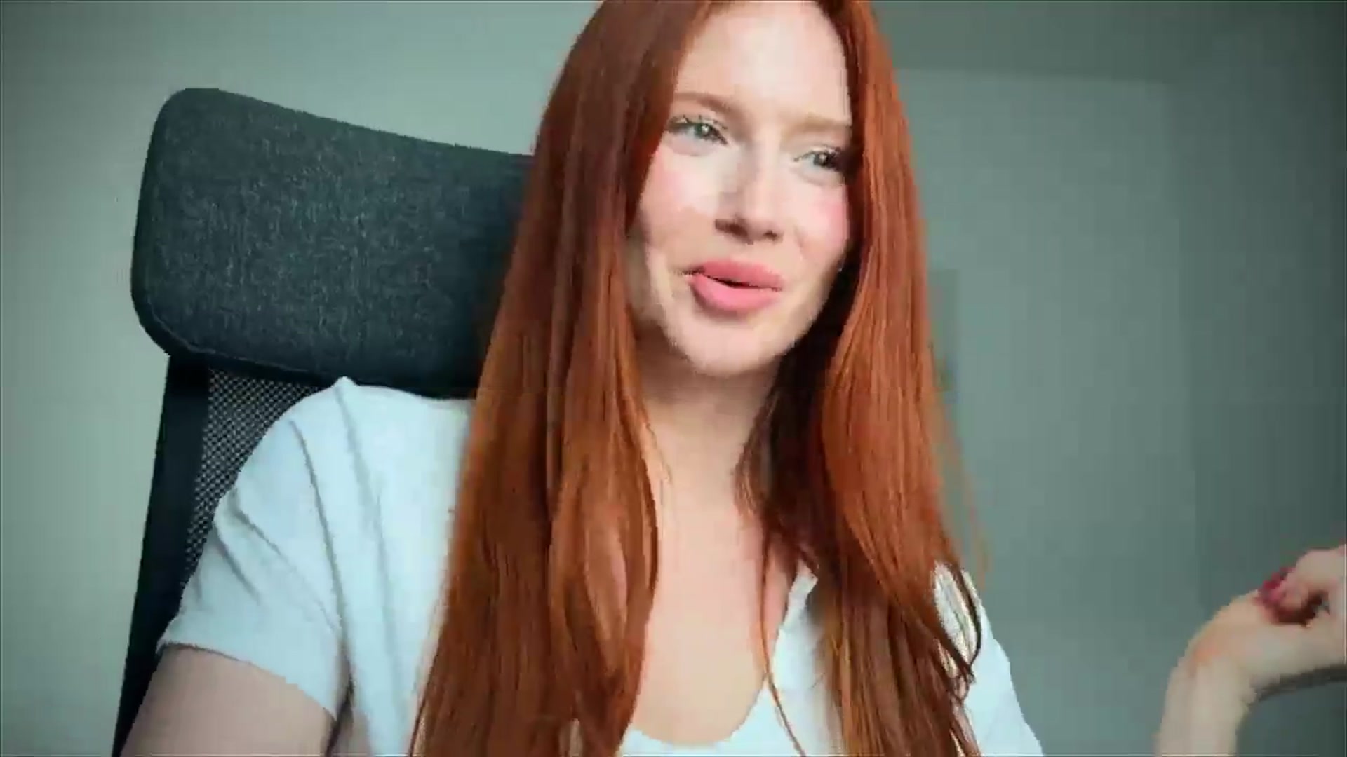 Gallery image thumbnail from Linaah6's myfreecams stream on, 12/02/2024, 12:38 image 13 of 20