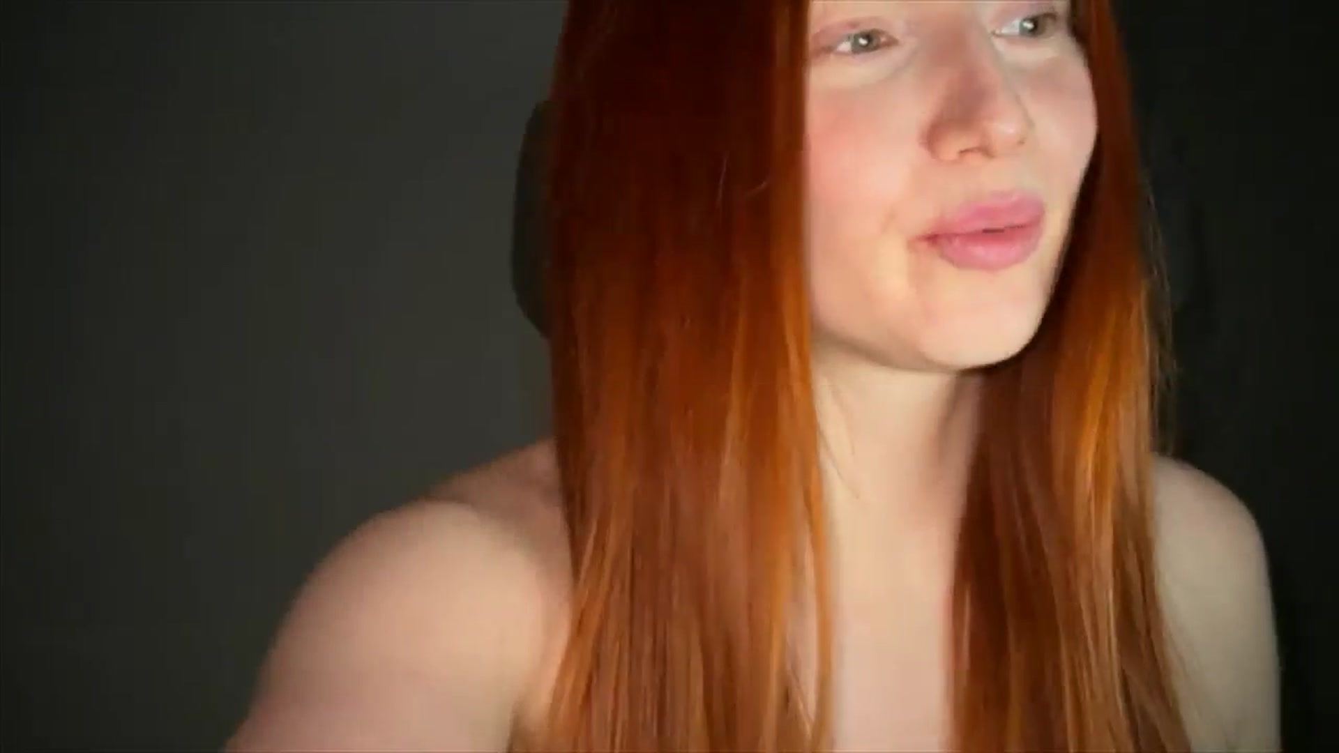 Gallery image thumbnail from Linaah6's myfreecams stream on, 12/04/2024, 15:20 image 9 of 20