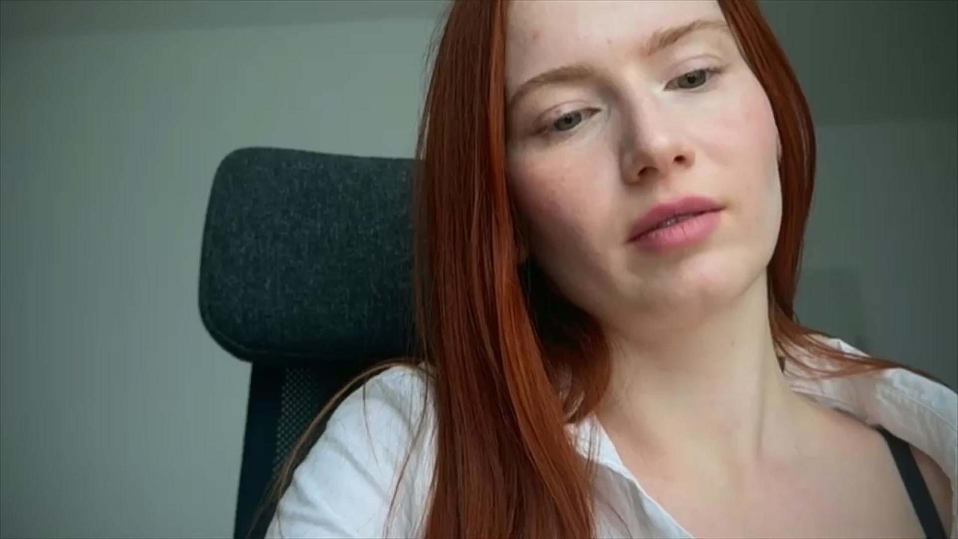 Gallery image thumbnail from Linaah6's myfreecams stream on, 12/05/2024, 12:02 image 16 of 20
