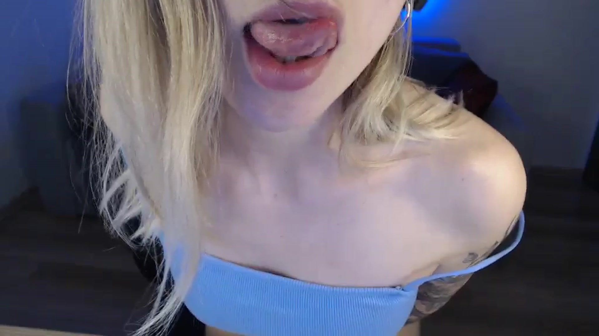 Gallery image thumbnail from LinasMoon's myfreecams stream on, 06/02/2024, 12:03 image 18 of 20