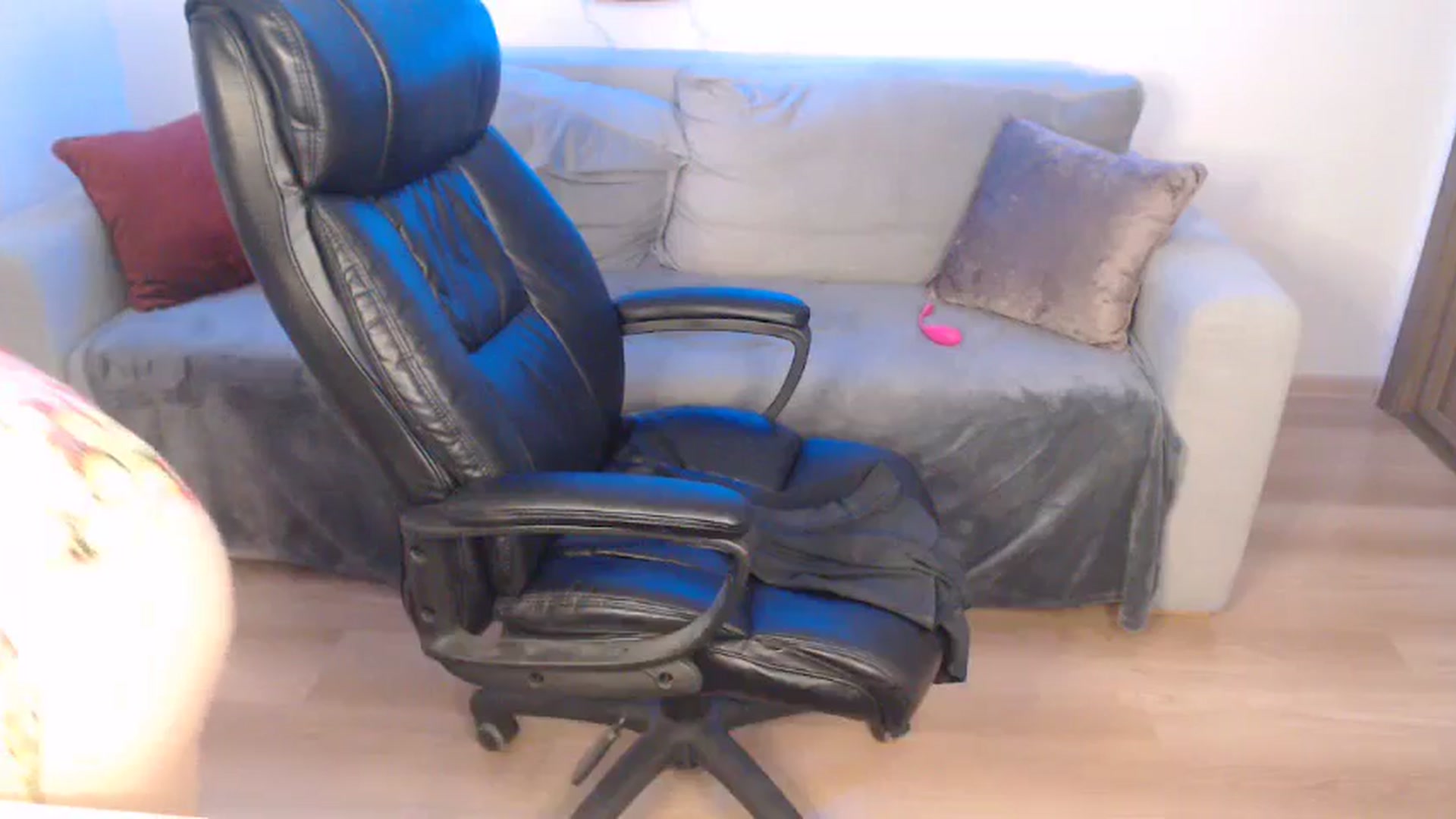 Gallery image thumbnail from LinasMoon's myfreecams stream on, 07/16/2024, 09:46 image 11 of 20