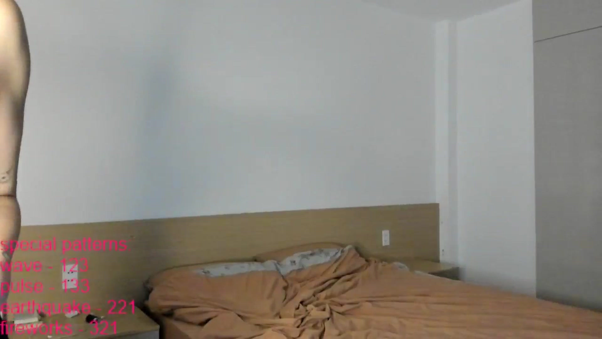 Gallery image thumbnail from LindaMei's myfreecams stream on, 03/11/2026, 24:32 image 15 of 20