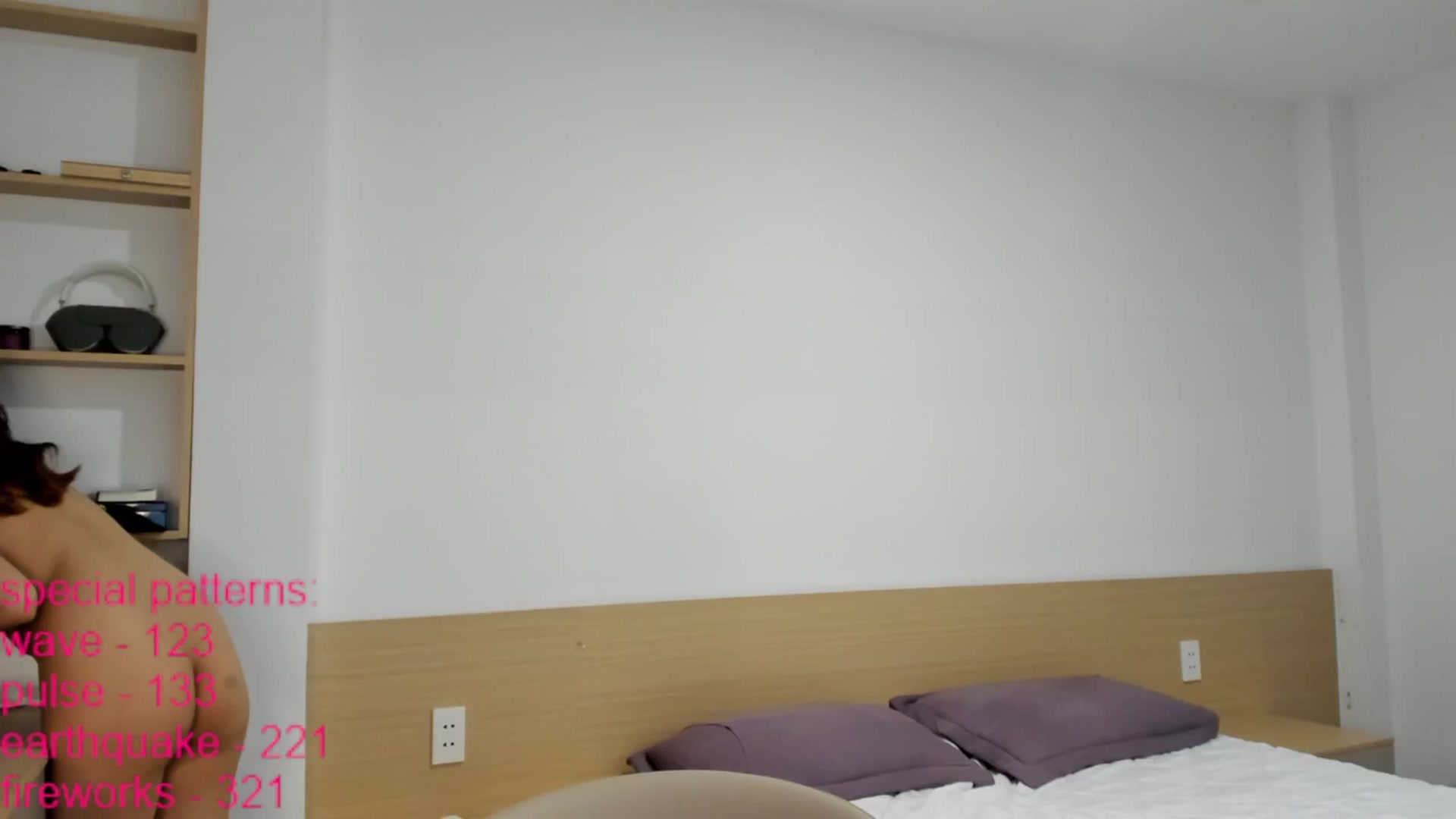 Gallery image thumbnail from LindaMei's myfreecams stream on, 04/07/2026, 20:48 image 2 of 20