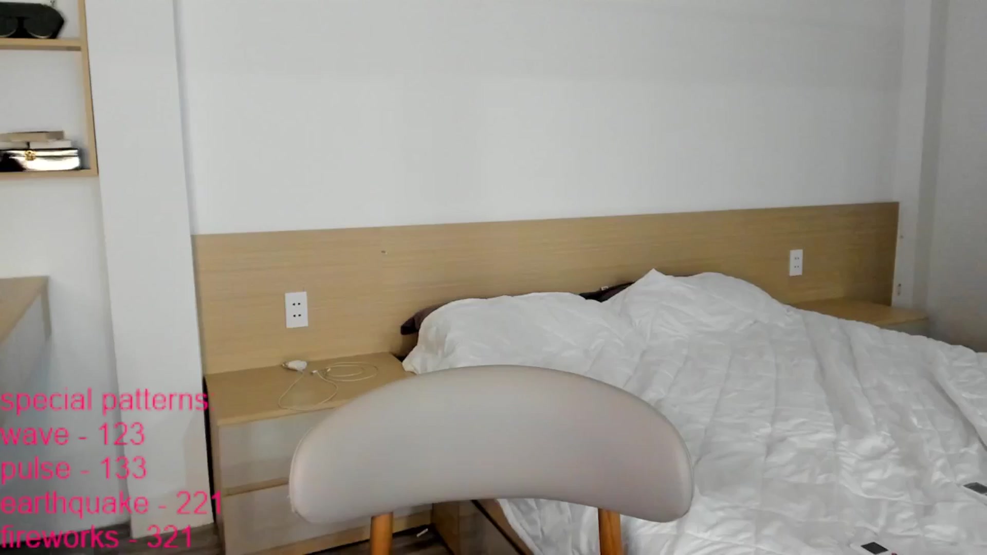 Gallery image thumbnail from LindaMei's myfreecams stream on, 04/09/2026, 01:20 image 18 of 20