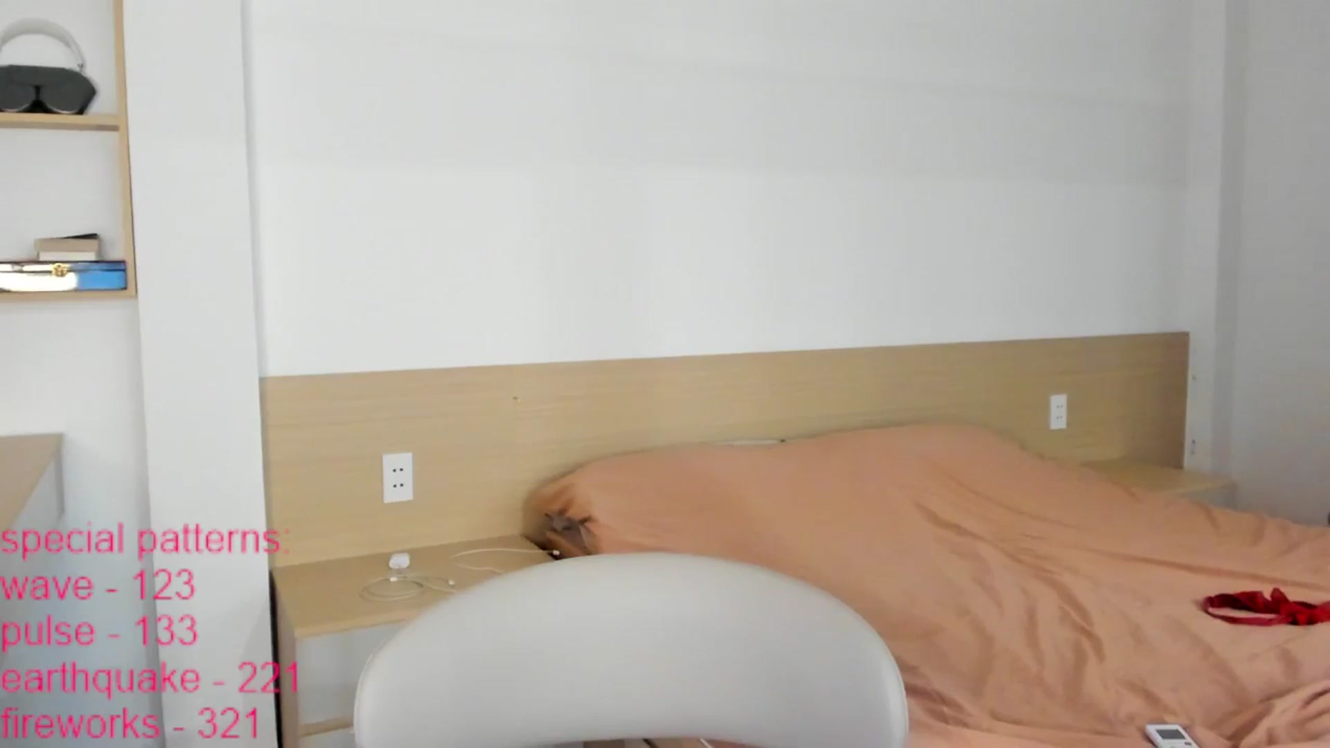 Gallery image thumbnail from LindaMei's myfreecams stream on, 04/12/2026, 02:30 image 7 of 20