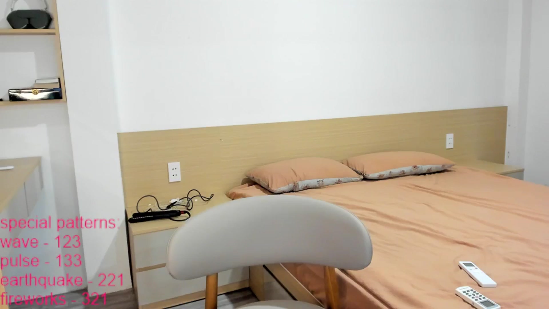 Gallery image thumbnail from LindaMei's myfreecams stream on, 04/25/2026, 23:05 image 13 of 20