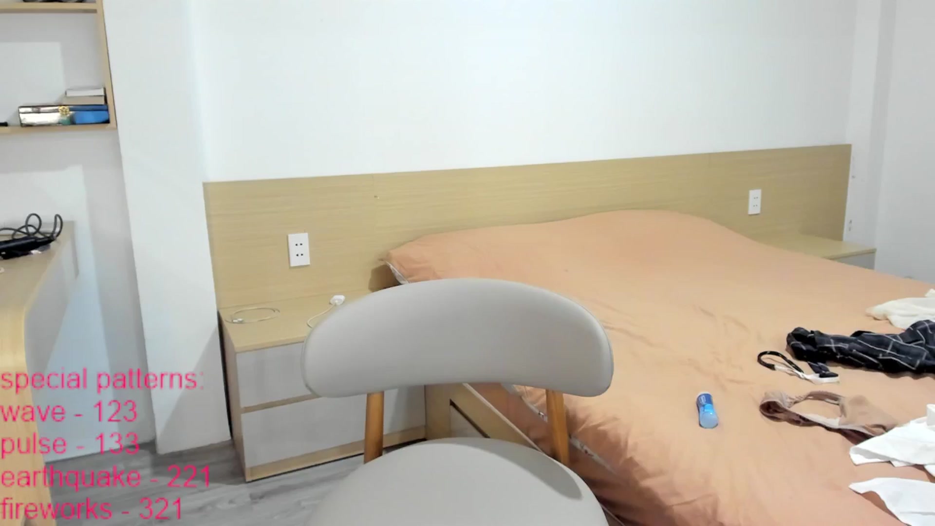 Gallery image thumbnail from LindaMei's myfreecams stream on, 04/29/2026, 22:46 image 15 of 20