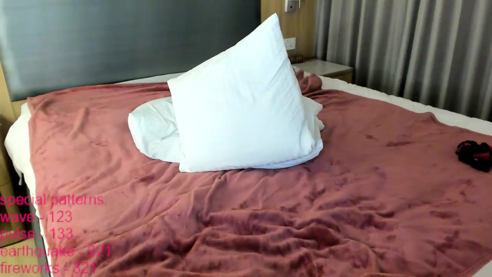 Gallery image thumbnail from LindaMei's myfreecams stream on, 07/06/2026, 19:06 image 11 of 20