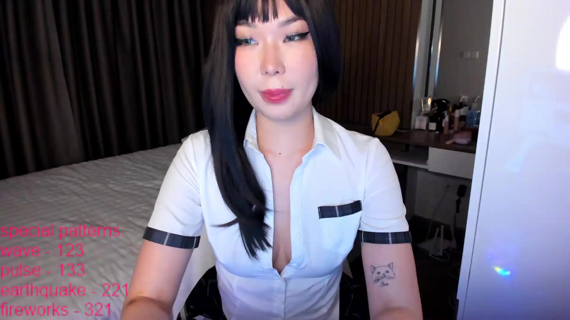 Gallery image thumbnail from LindaMei's myfreecams stream on, 09/13/2026, 17:01 image 15 of 20