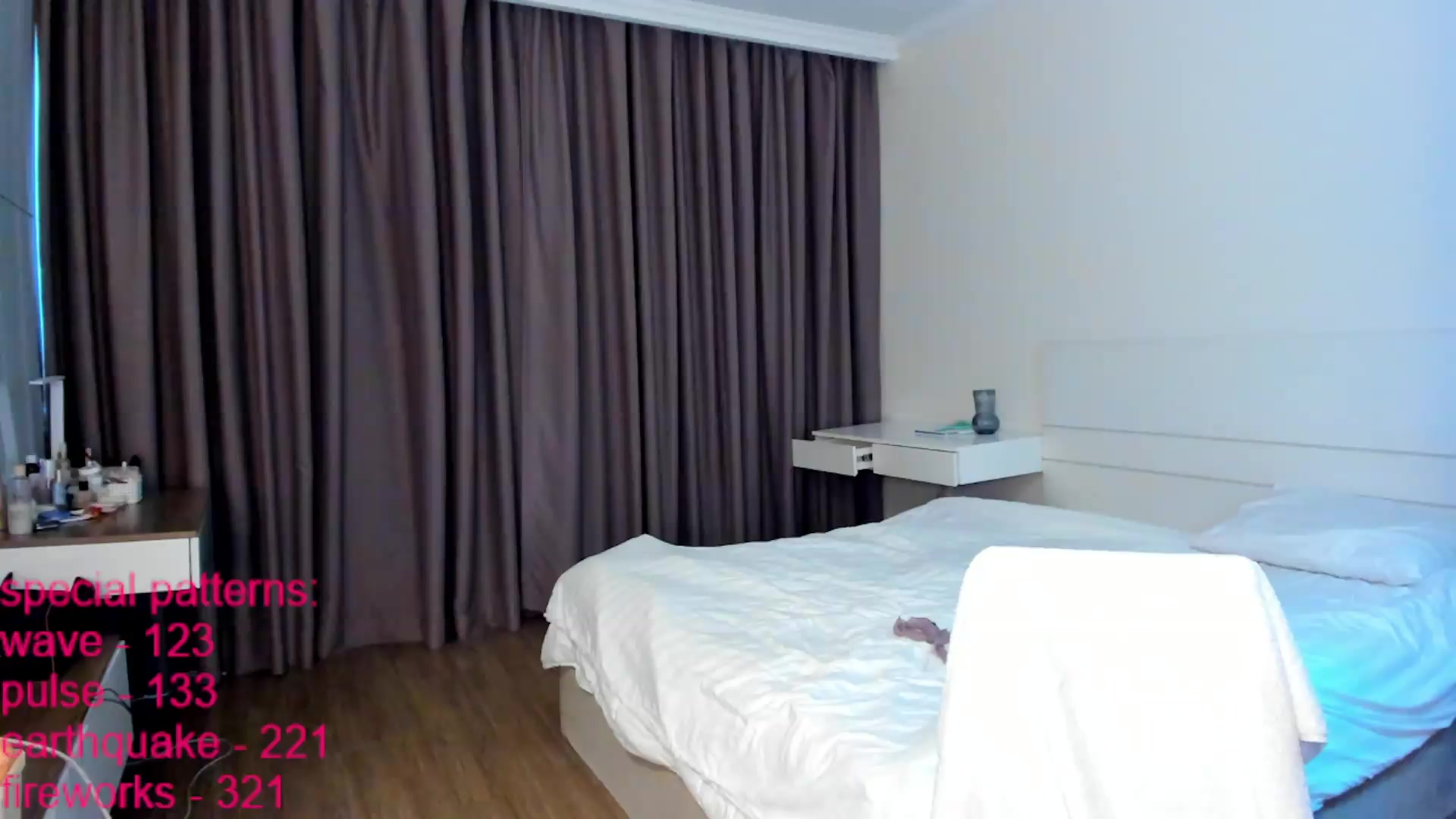 Gallery image thumbnail from LindaMei's myfreecams stream on, 09/16/2026, 23:21 image 19 of 20