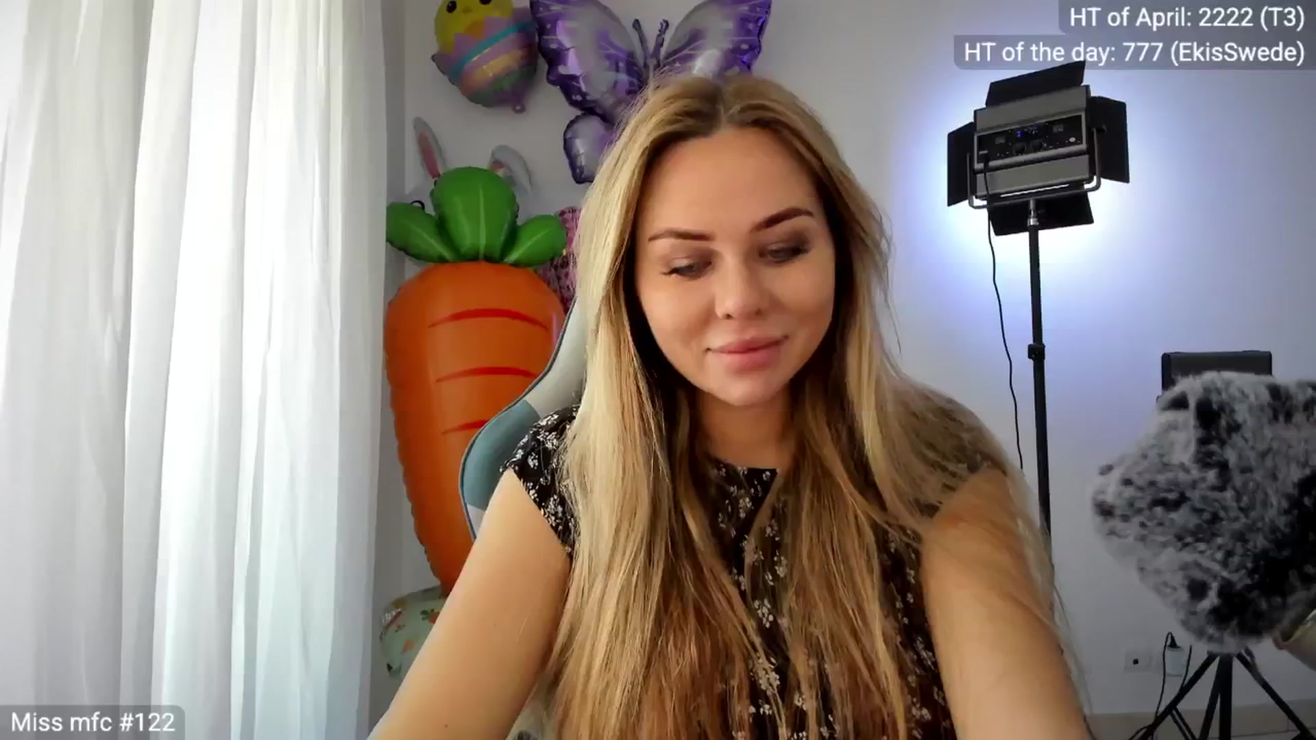 Gallery image thumbnail from Linda_0nline's myfreecams stream on, 04/05/2026, 11:00 image 14 of 20