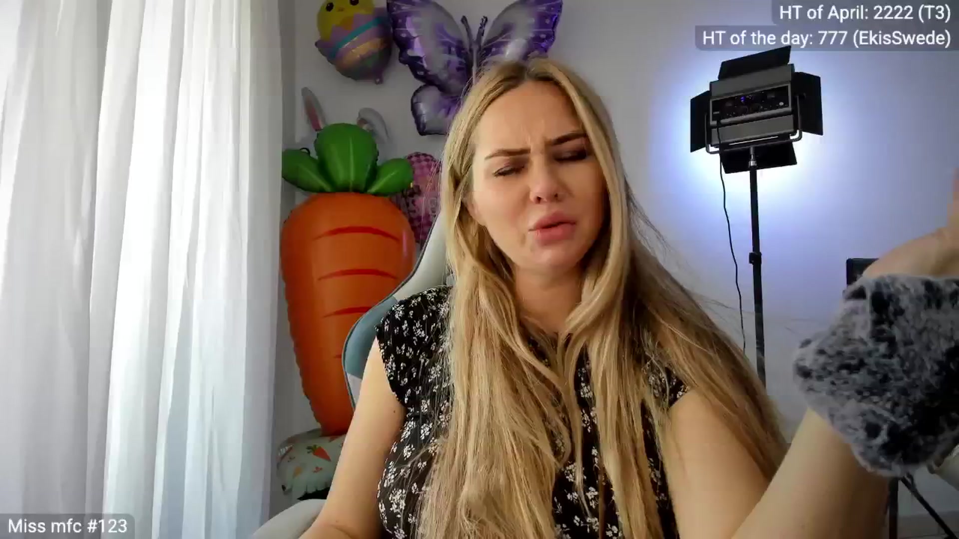 Gallery image thumbnail from Linda_0nline's myfreecams stream on, 04/05/2026, 11:00 image 8 of 20