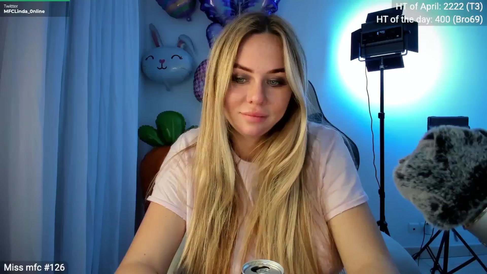 Gallery image thumbnail from Linda_0nline's myfreecams stream on, 04/05/2026, 20:14 image 2 of 20