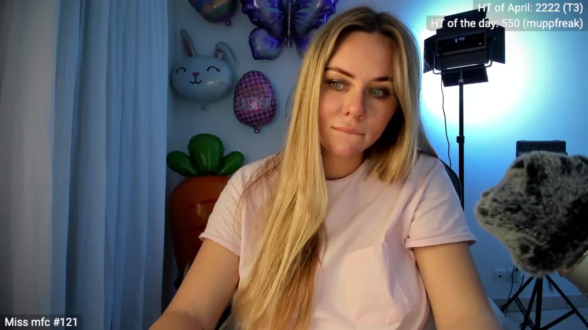 Gallery image thumbnail from Linda_0nline's myfreecams stream on, 04/05/2026, 20:14 image 20 of 20