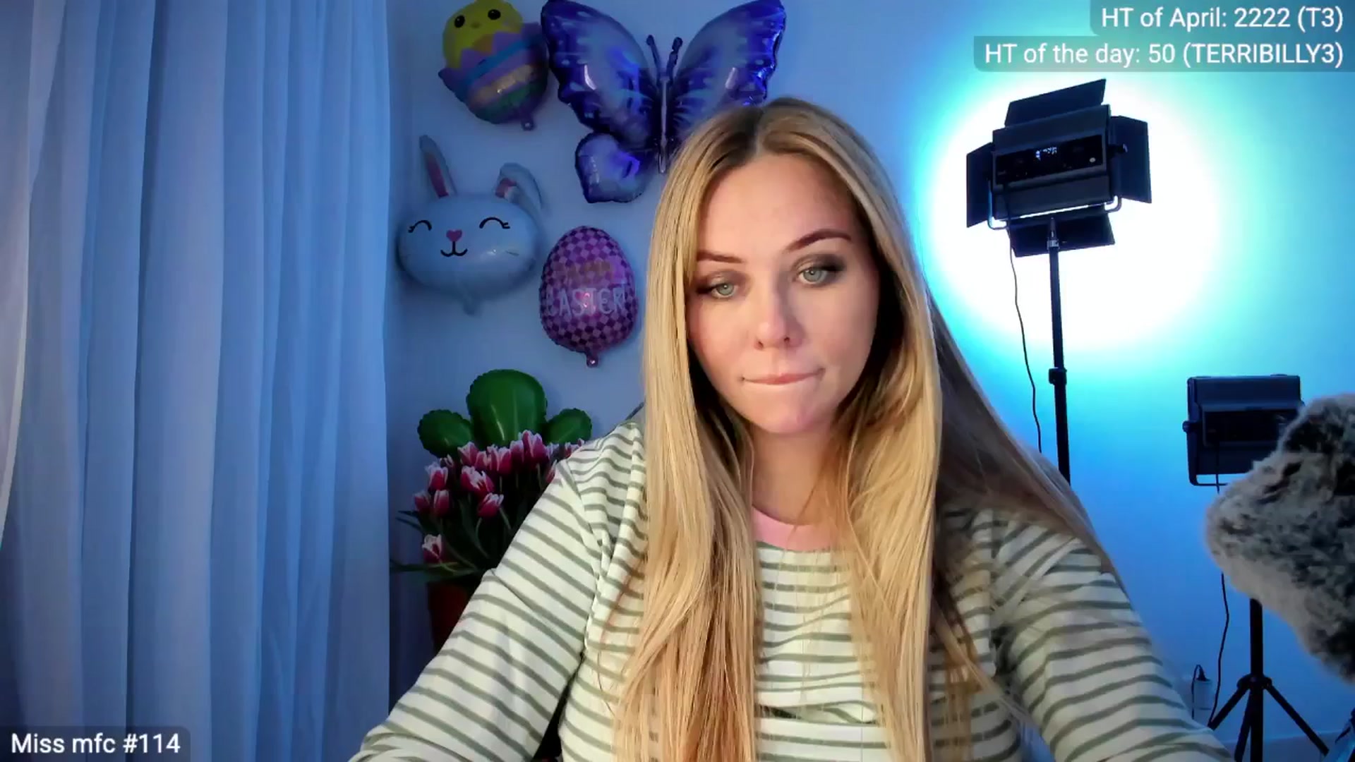 Gallery image thumbnail from Linda_0nline's myfreecams stream on, 04/06/2026, 19:41 image 15 of 20