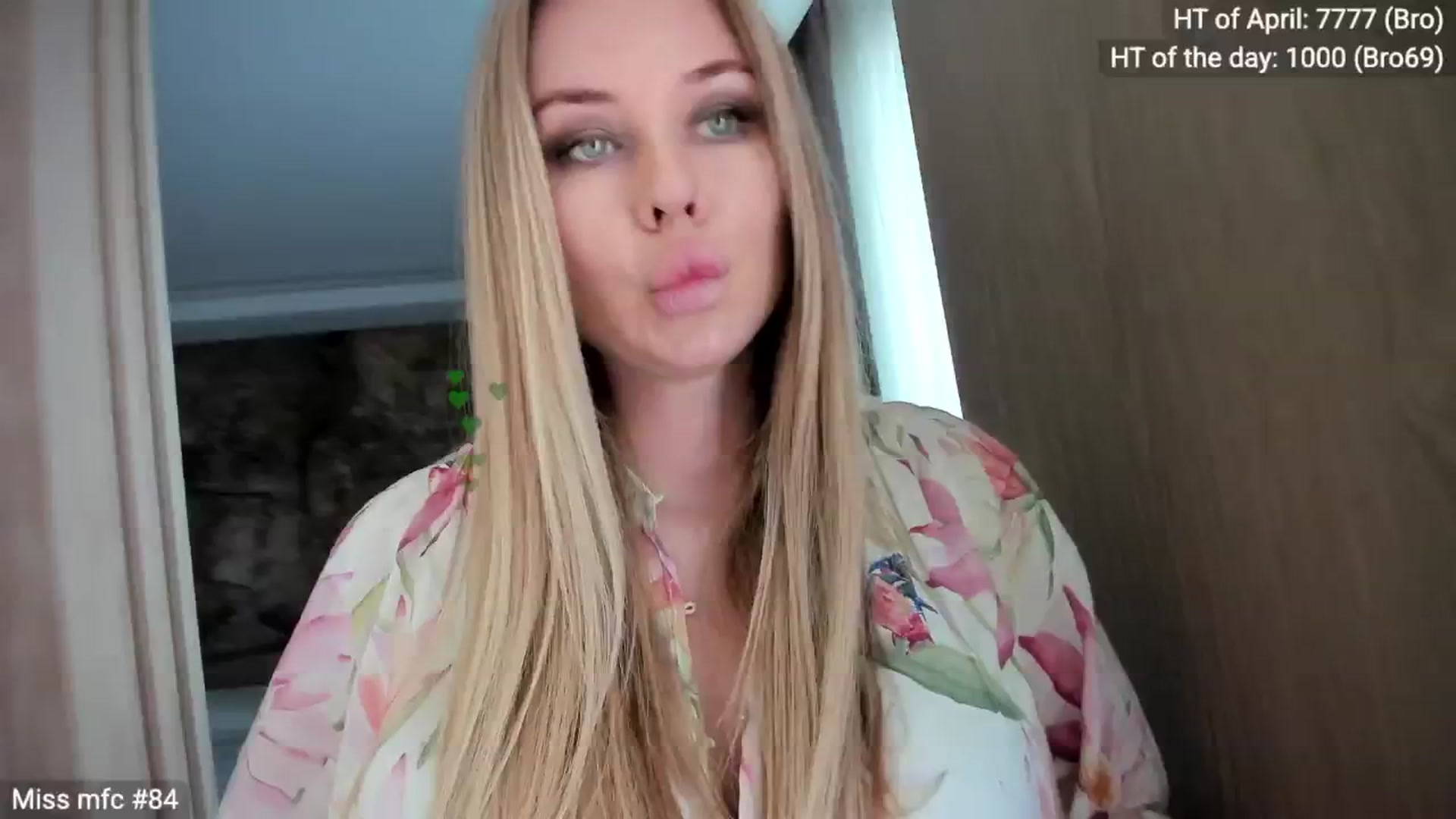 Gallery image thumbnail from Linda_0nline's myfreecams stream on, 04/10/2026, 09:35 image 14 of 20