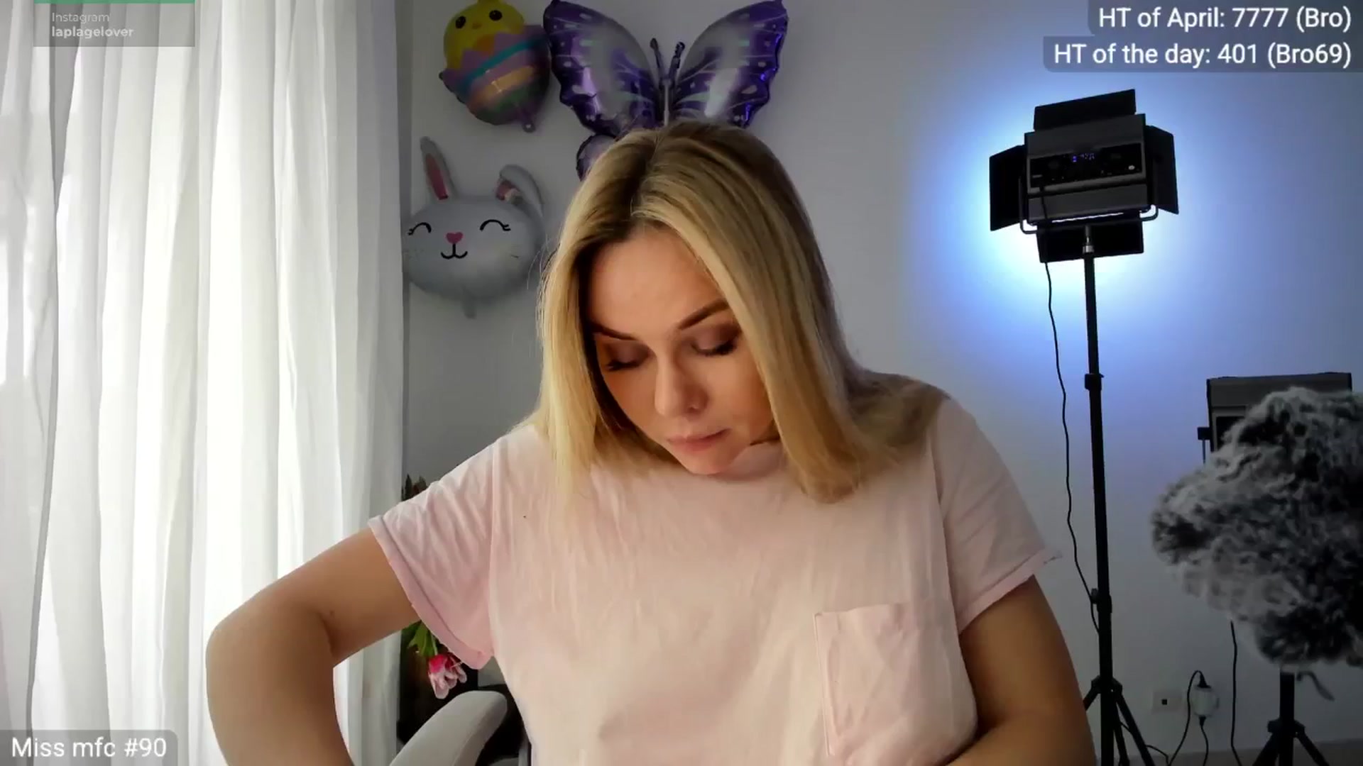 Gallery image thumbnail from Linda_0nline's myfreecams stream on, 04/11/2026, 10:03 image 7 of 20