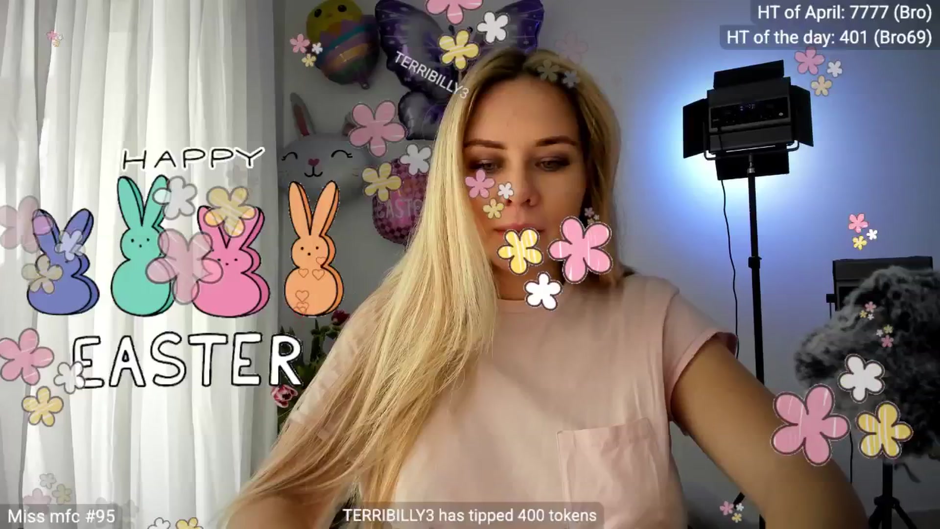 Gallery image thumbnail from Linda_0nline's myfreecams stream on, 04/11/2026, 10:03 image 2 of 20