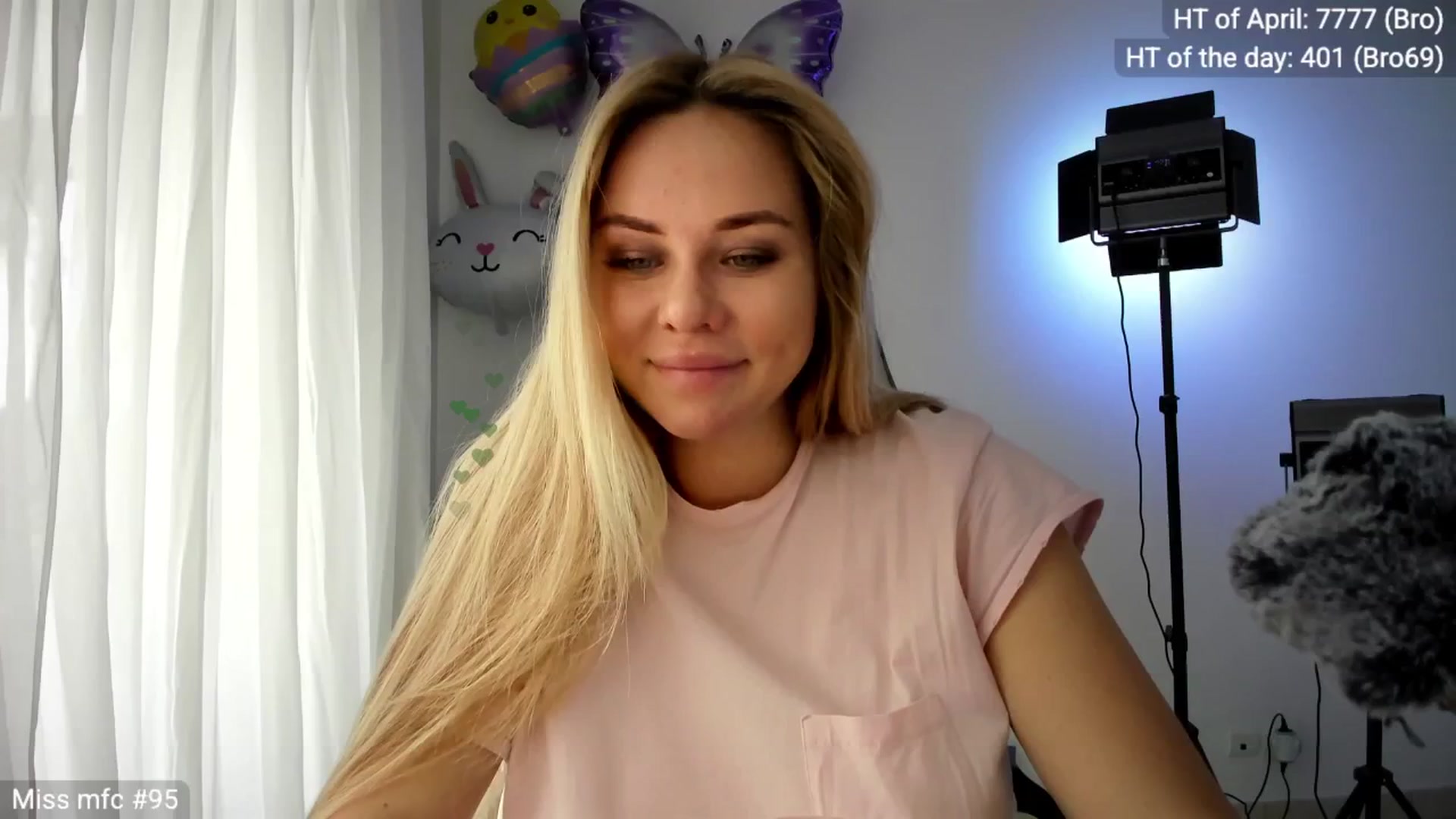 Gallery image thumbnail from Linda_0nline's myfreecams stream on, 04/11/2026, 10:03 image 1 of 20