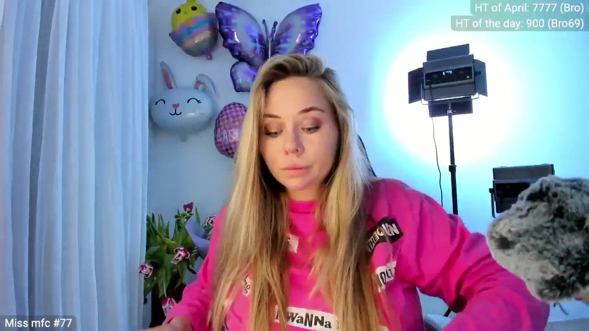 Gallery image thumbnail from Linda_0nline's myfreecams stream on, 04/11/2026, 20:32 image 14 of 20