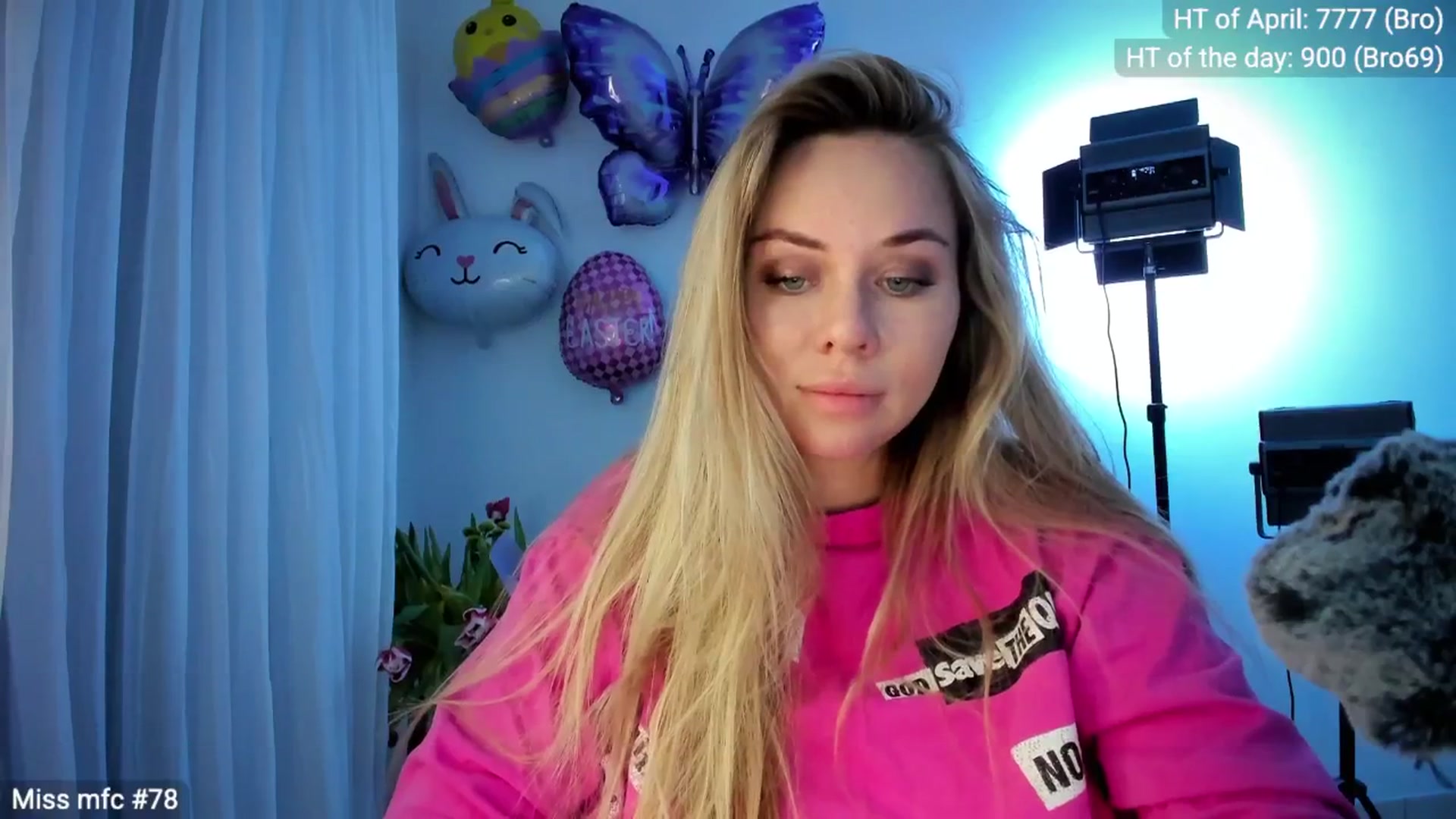 Gallery image thumbnail from Linda_0nline's myfreecams stream on, 04/11/2026, 20:32 image 8 of 20