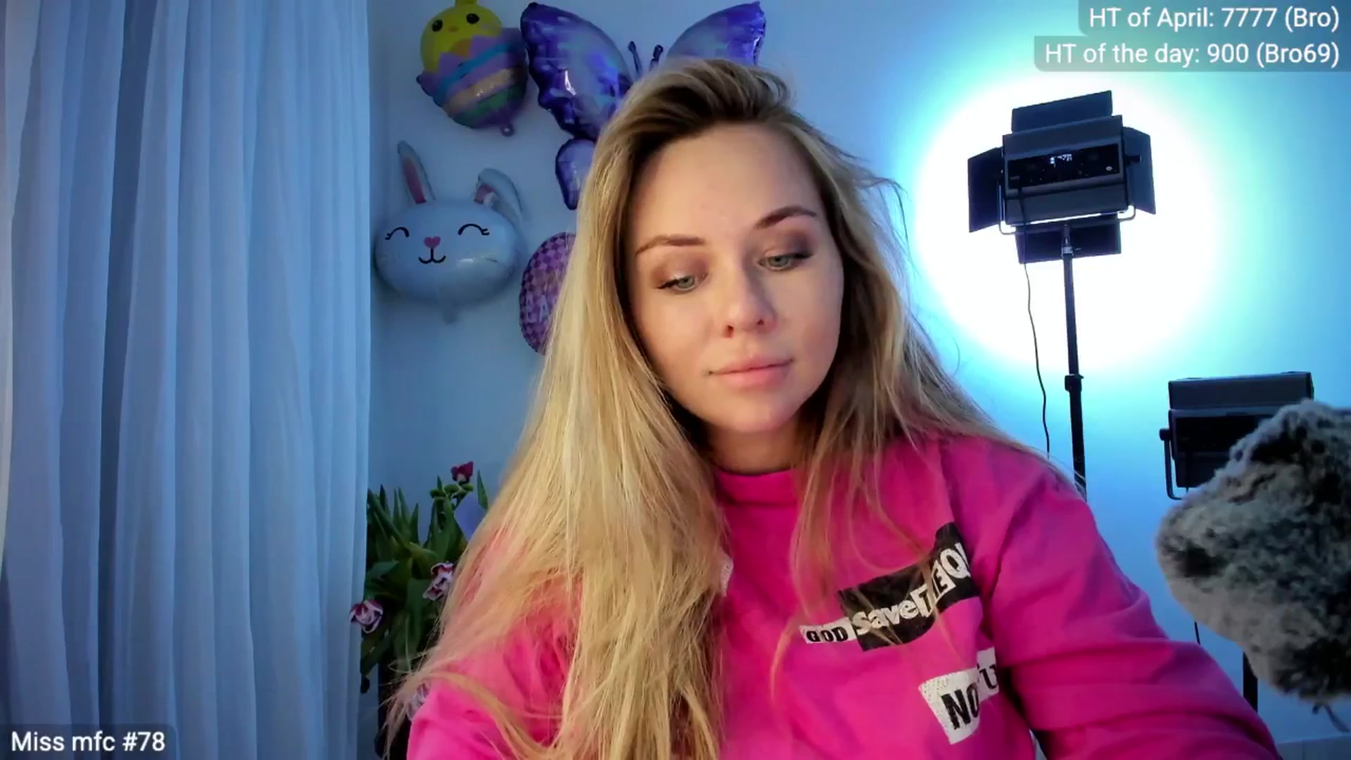 Gallery image thumbnail from Linda_0nline's myfreecams stream on, 04/11/2026, 20:32 image 6 of 20