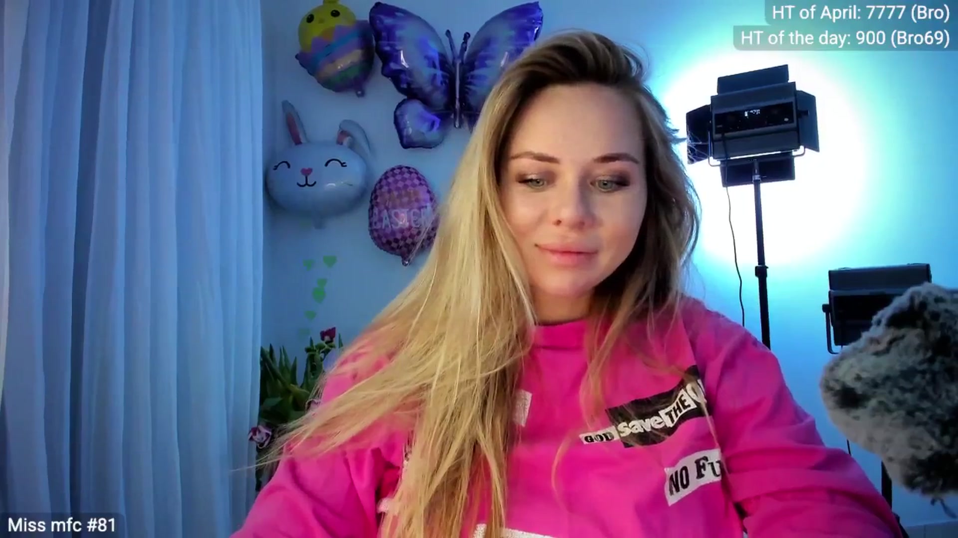 Gallery image thumbnail from Linda_0nline's myfreecams stream on, 04/11/2026, 20:32 image 5 of 20