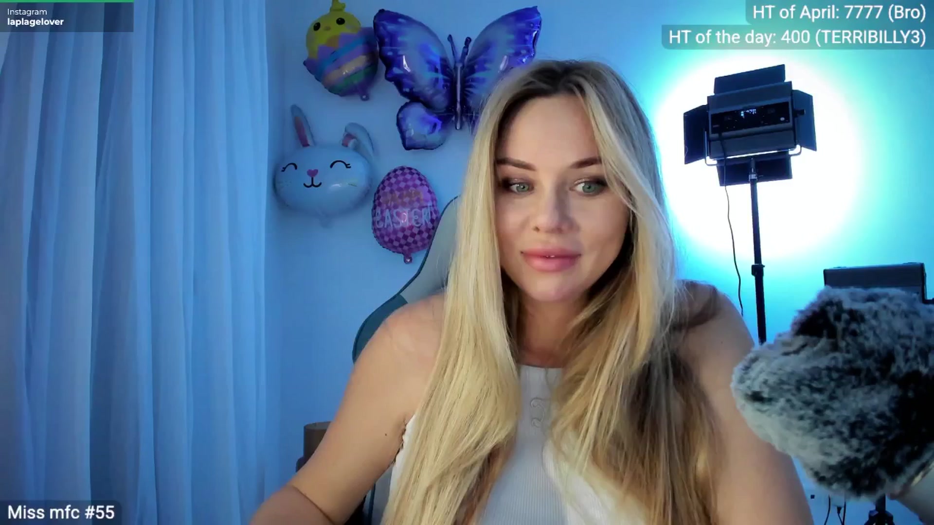 Gallery image thumbnail from Linda_0nline's myfreecams stream on, 04/14/2026, 19:27 image 11 of 20