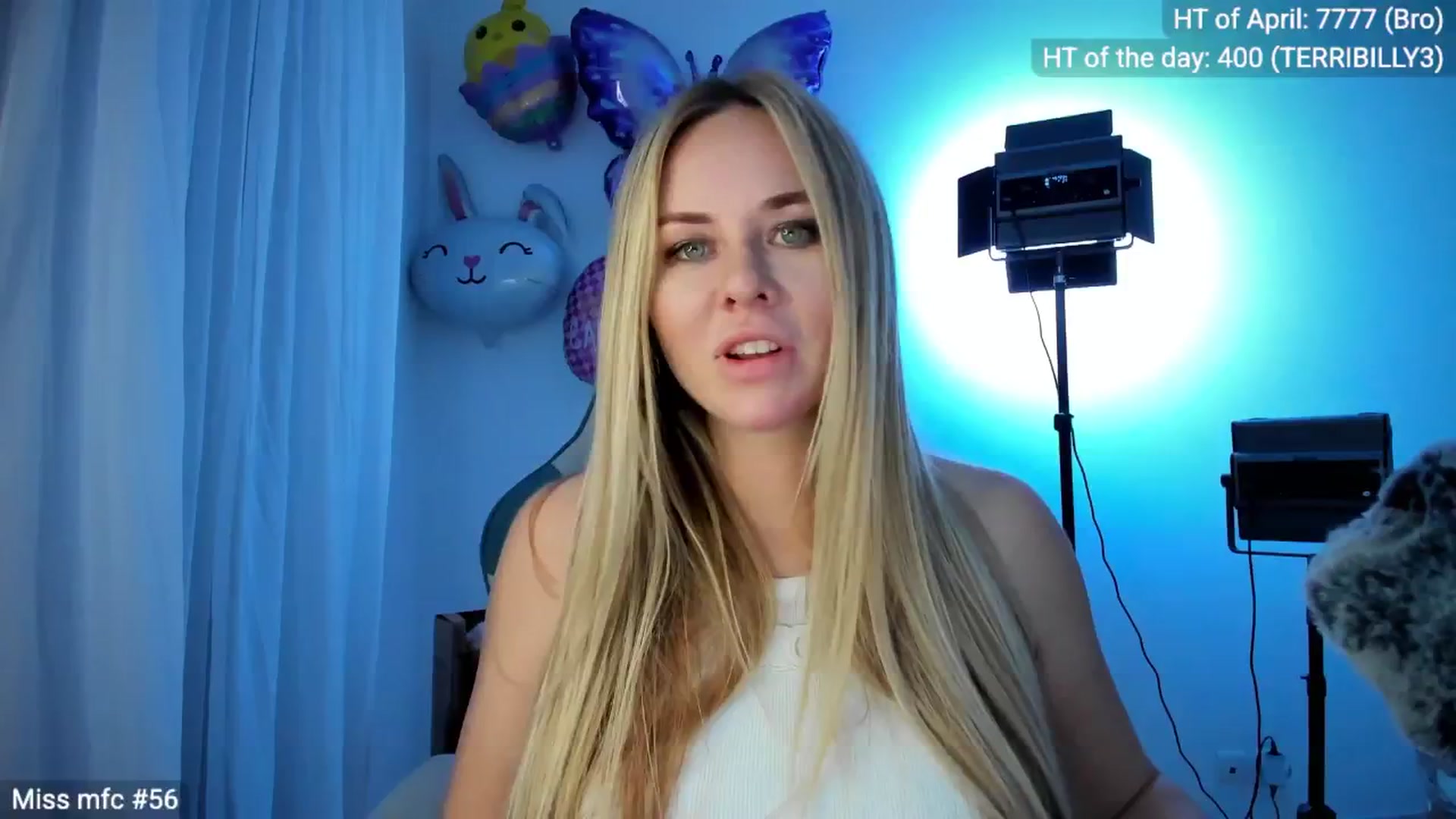 Gallery image thumbnail from Linda_0nline's myfreecams stream on, 04/18/2026, 19:54 image 2 of 20