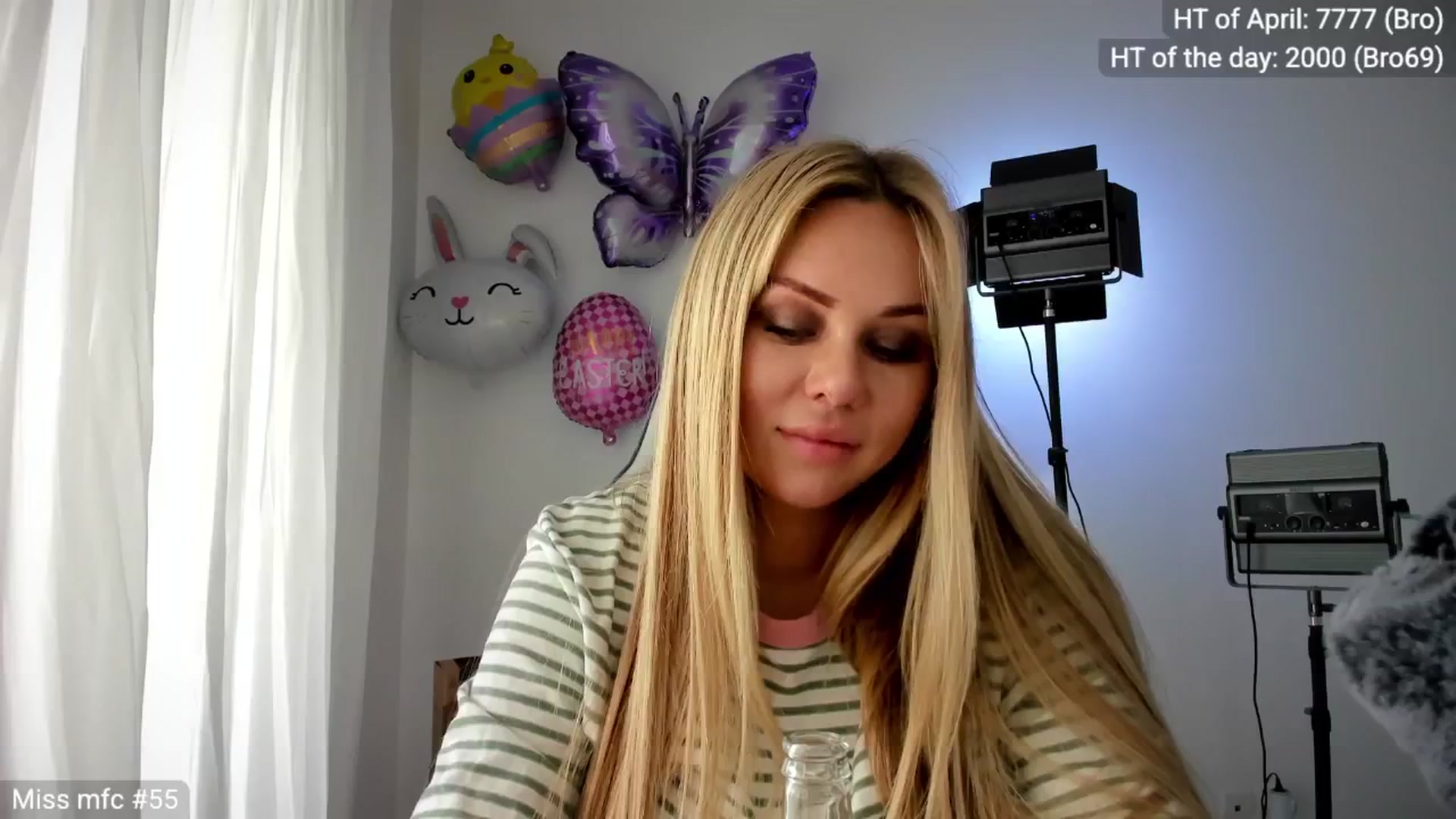 Gallery image thumbnail from Linda_0nline's myfreecams stream on, 04/19/2026, 10:06 image 4 of 20