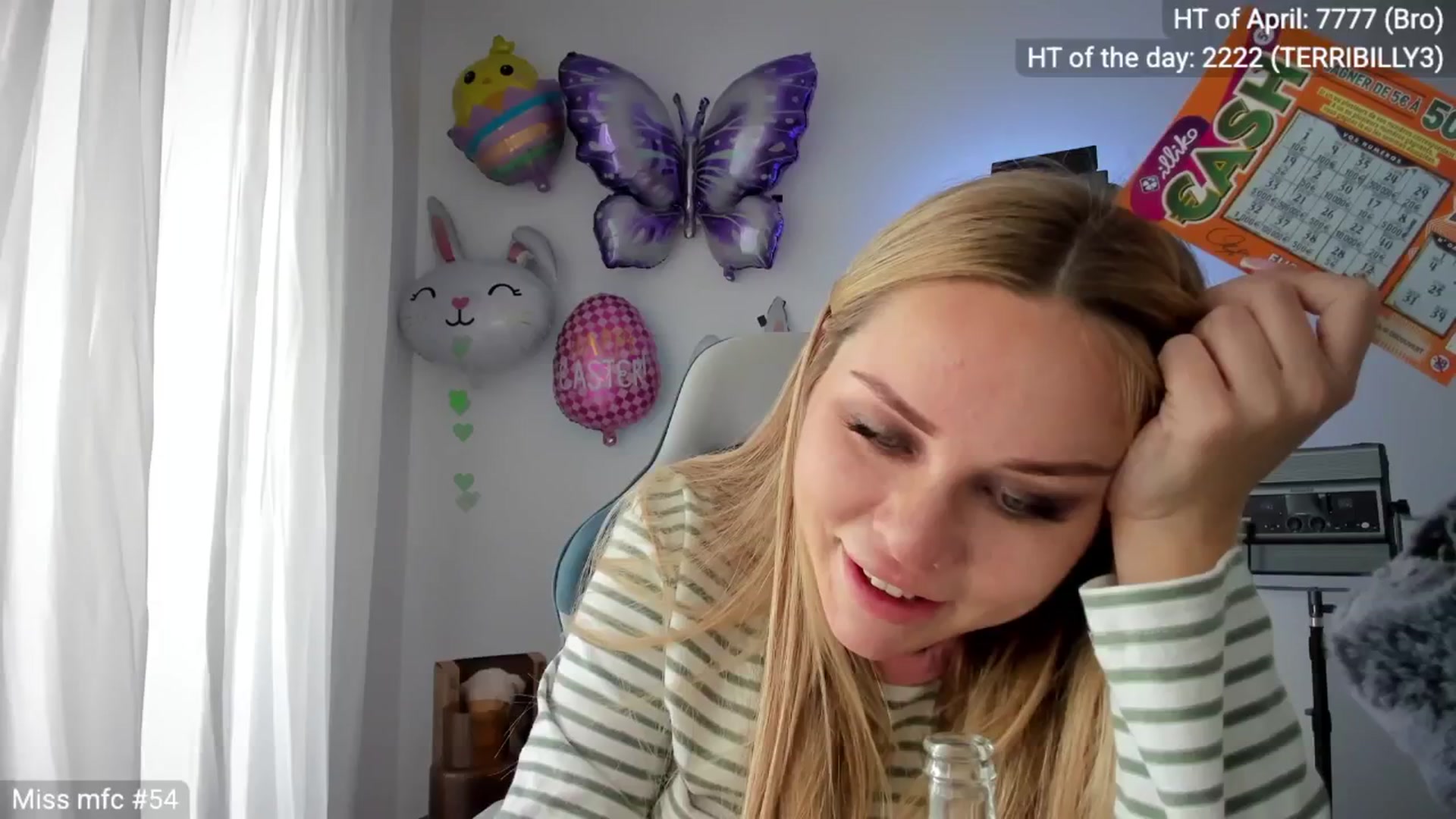 Gallery image thumbnail from Linda_0nline's myfreecams stream on, 04/19/2026, 10:06 image 7 of 20