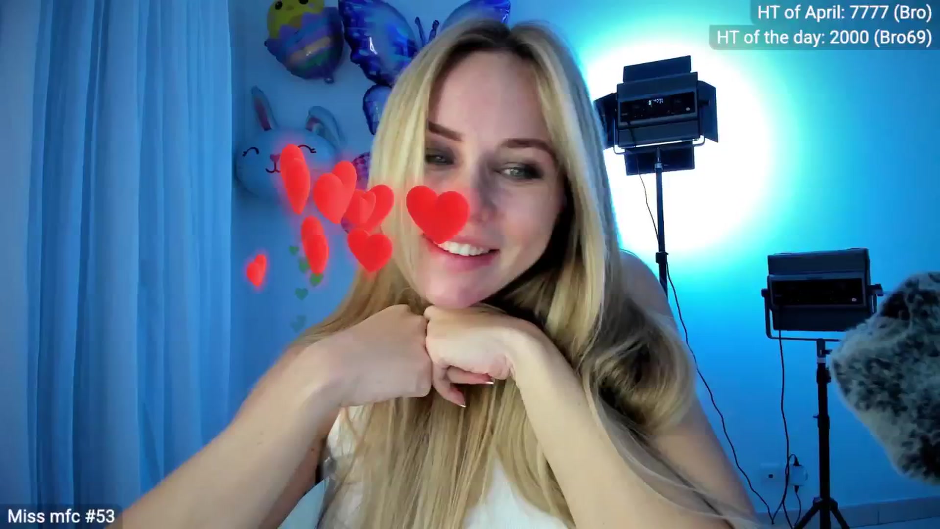 Gallery image thumbnail from Linda_0nline's myfreecams stream on, 04/19/2026, 19:42 image 11 of 20