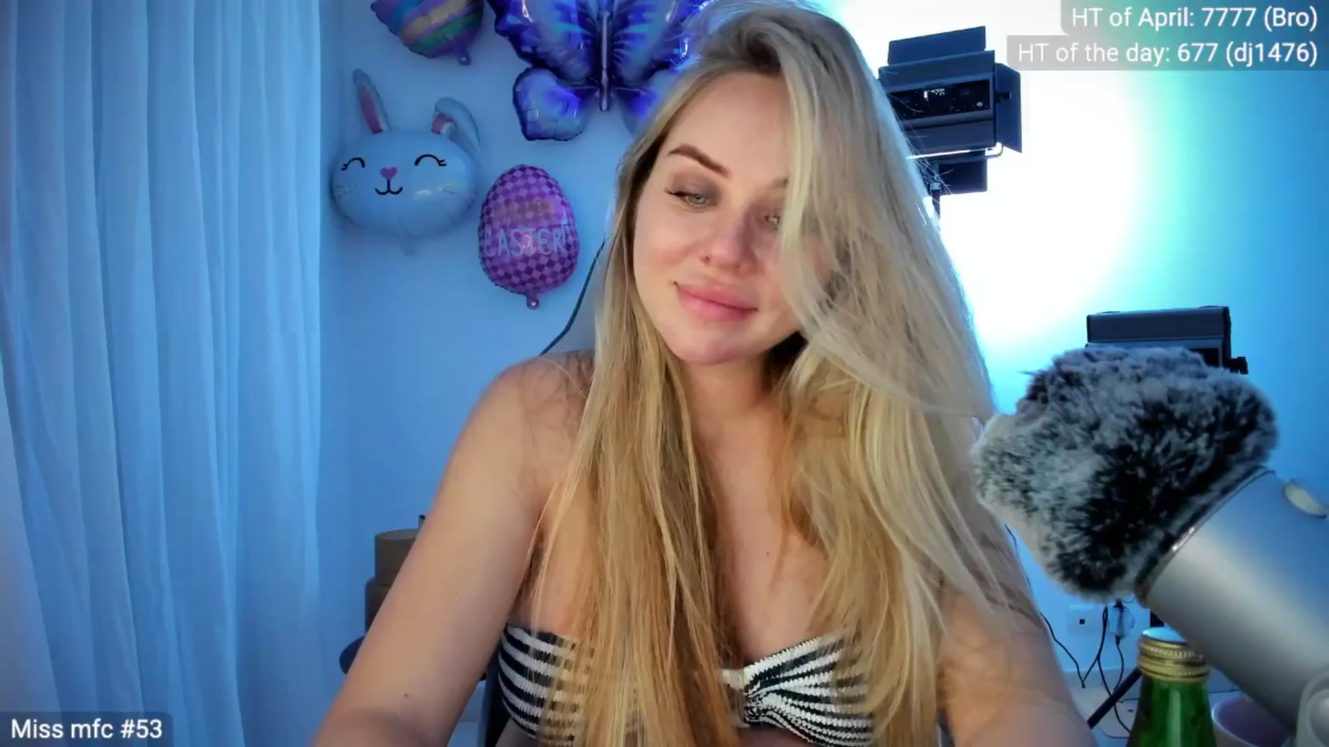 Gallery image thumbnail from Linda_0nline's myfreecams stream on, 04/21/2026, 20:27 image 17 of 20