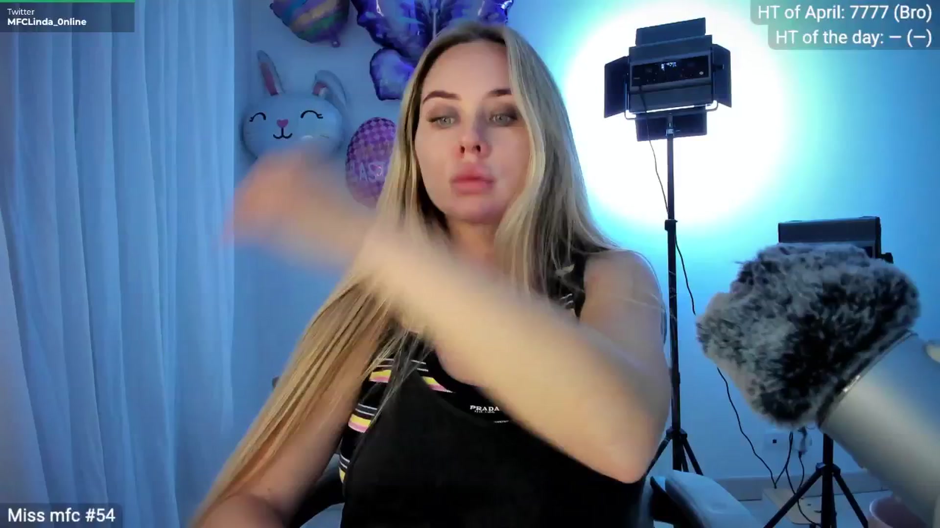 Gallery image thumbnail from Linda_0nline's myfreecams stream on, 04/21/2026, 20:27 image 2 of 20