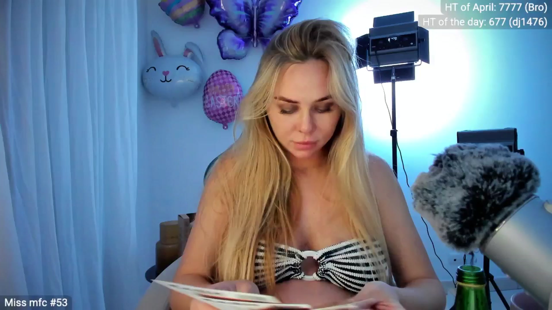 Gallery image thumbnail from Linda_0nline's myfreecams stream on, 04/21/2026, 20:27 image 12 of 20