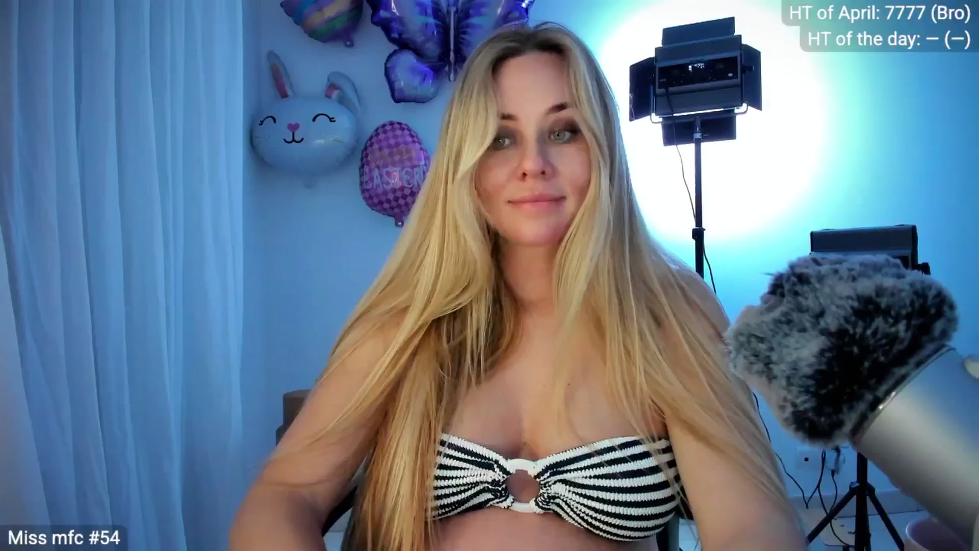 Gallery image thumbnail from Linda_0nline's myfreecams stream on, 04/21/2026, 20:27 image 8 of 20