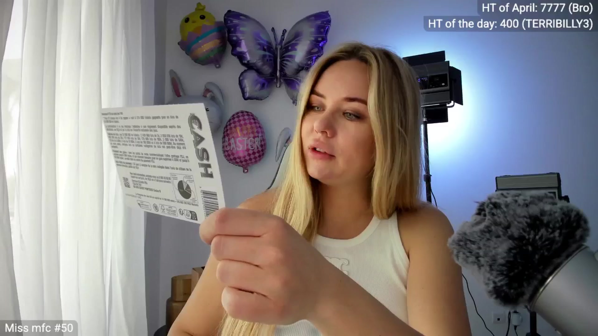 Gallery image thumbnail from Linda_0nline's myfreecams stream on, 04/22/2026, 10:16 image 11 of 20