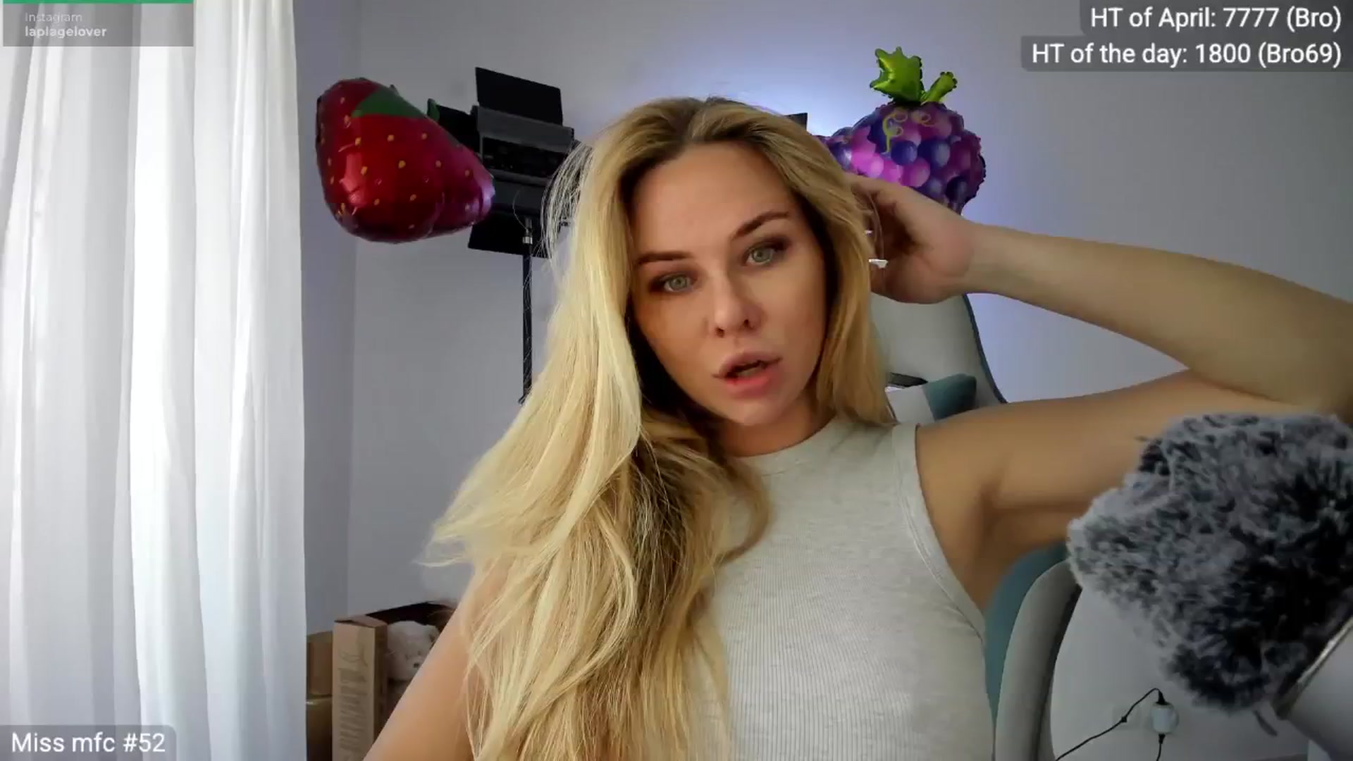 Gallery image thumbnail from Linda_0nline's myfreecams stream on, 04/24/2026, 09:59 image 15 of 20