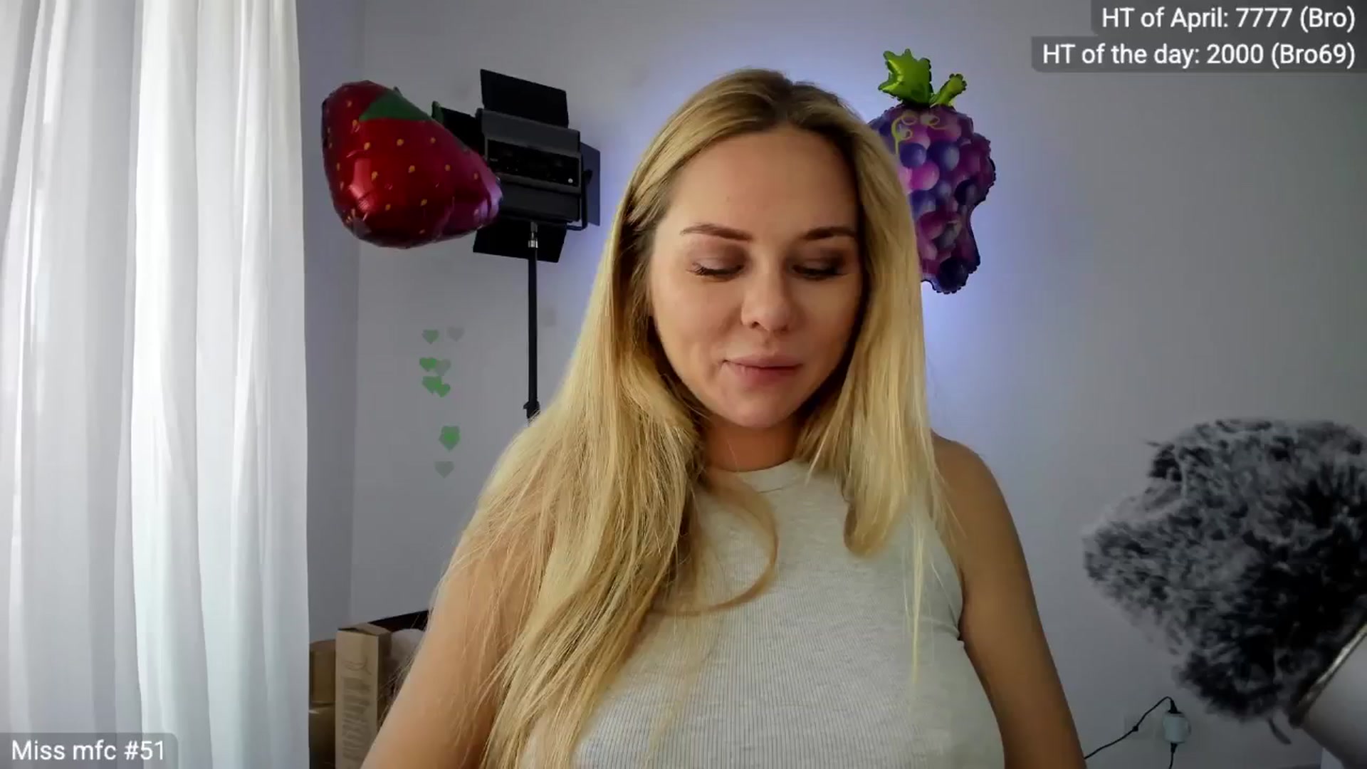 Gallery image thumbnail from Linda_0nline's myfreecams stream on, 04/24/2026, 09:59 image 19 of 20