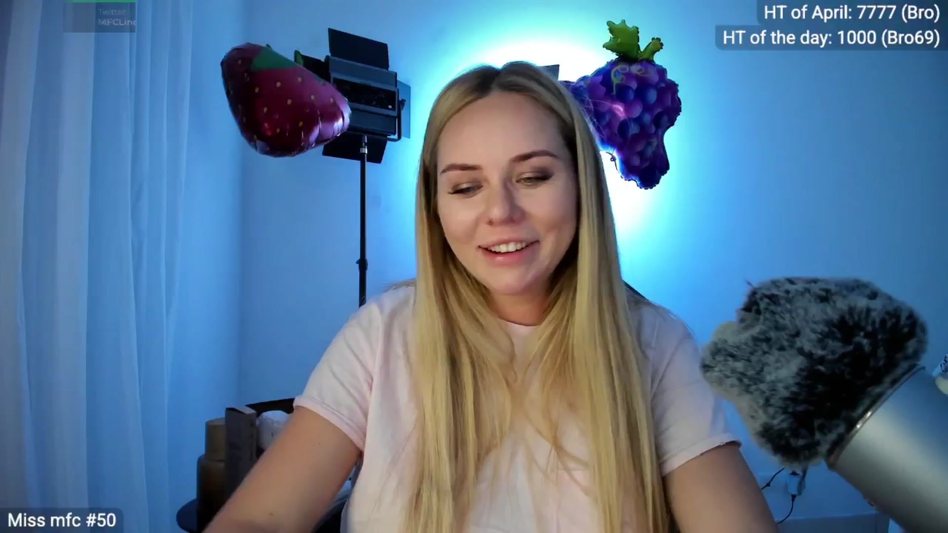 Gallery image thumbnail from Linda_0nline's myfreecams stream on, 04/25/2026, 20:04 image 20 of 20