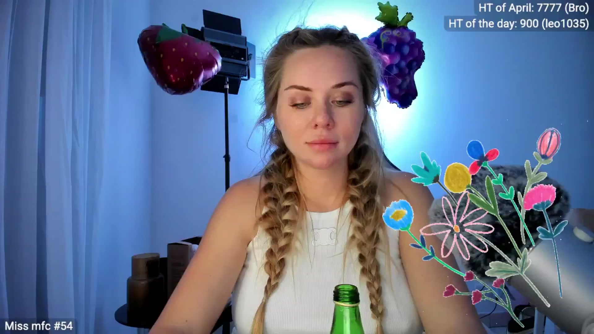 Gallery image thumbnail from Linda_0nline's myfreecams stream on, 04/30/2026, 19:33 image 9 of 20