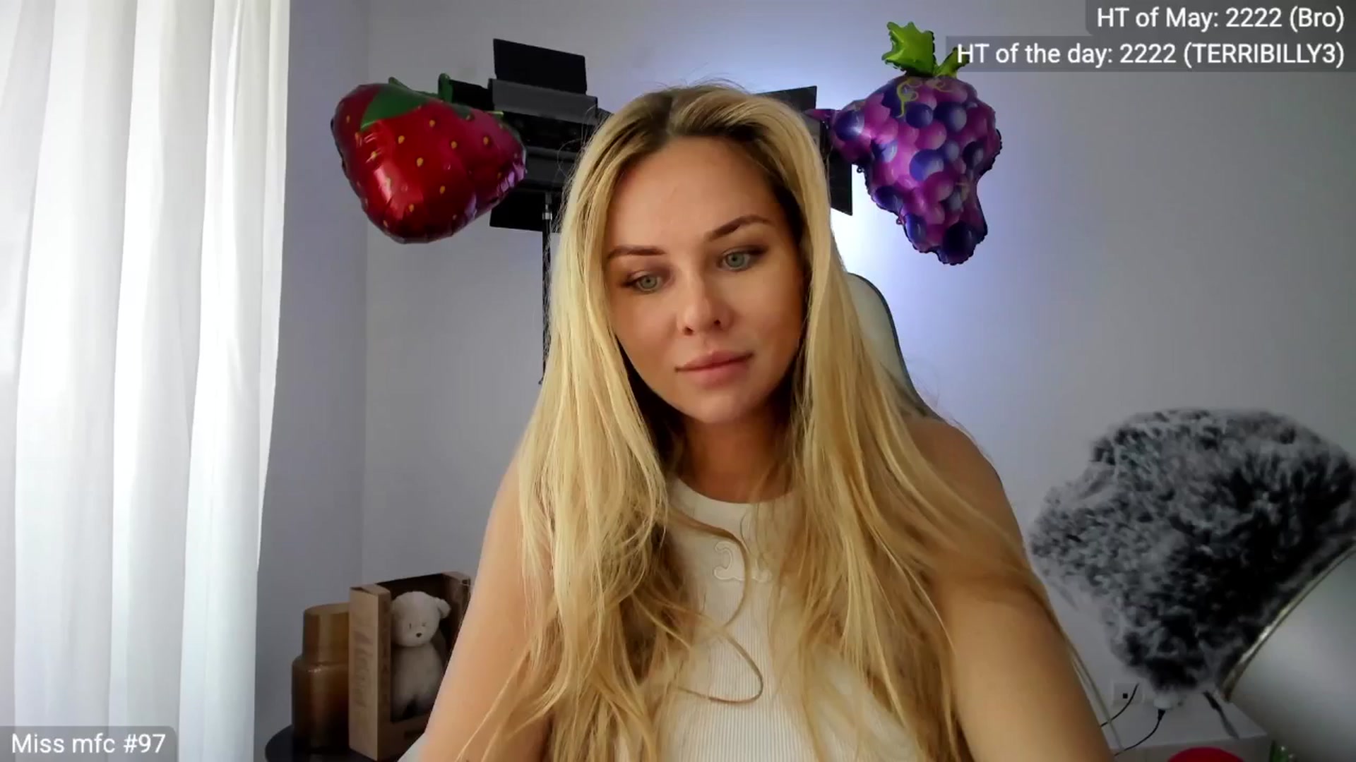 Gallery image thumbnail from Linda_0nline's myfreecams stream on, 05/02/2026, 10:03 image 13 of 20
