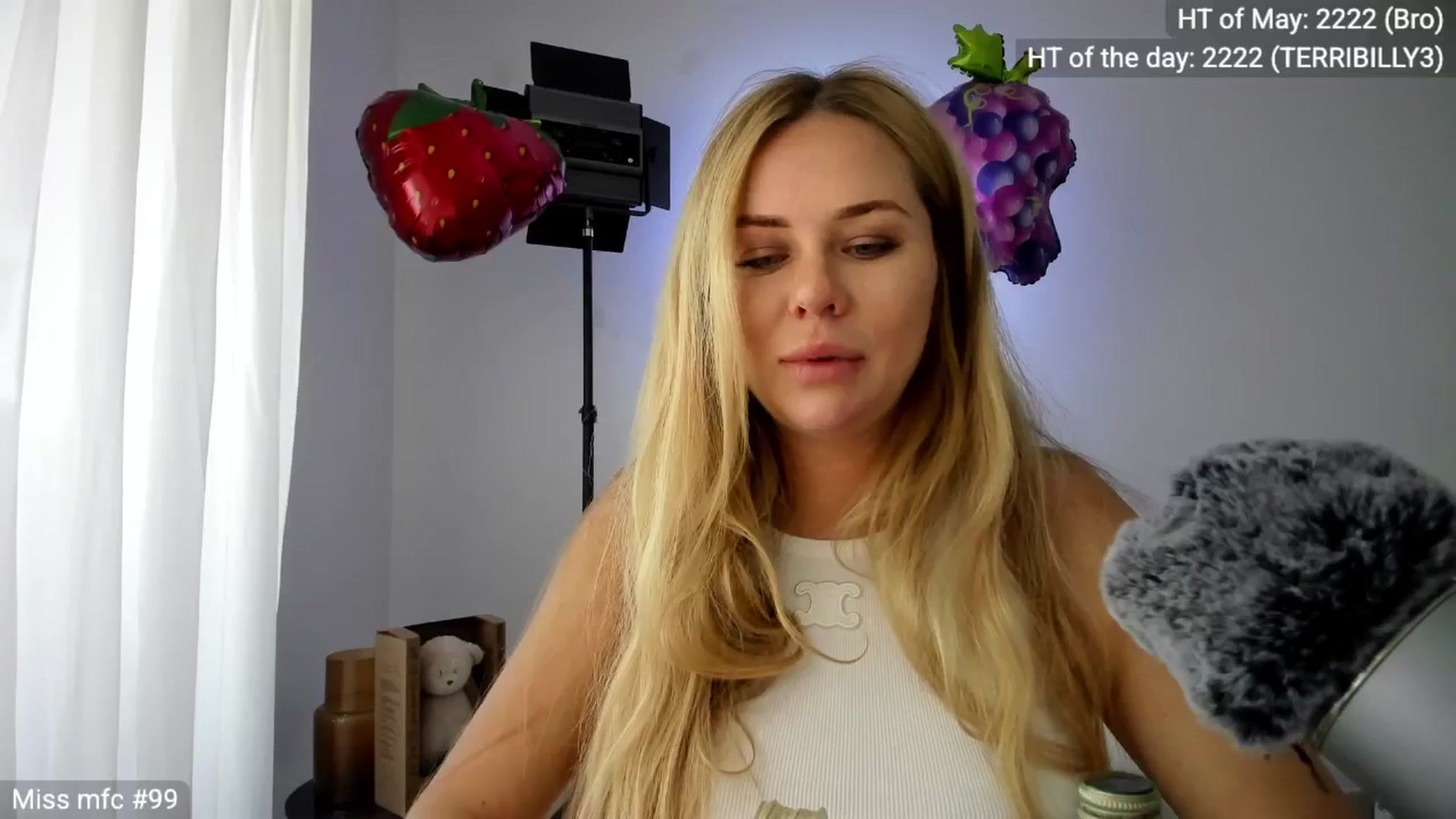 Gallery image thumbnail from Linda_0nline's myfreecams stream on, 05/02/2026, 10:03 image 4 of 20