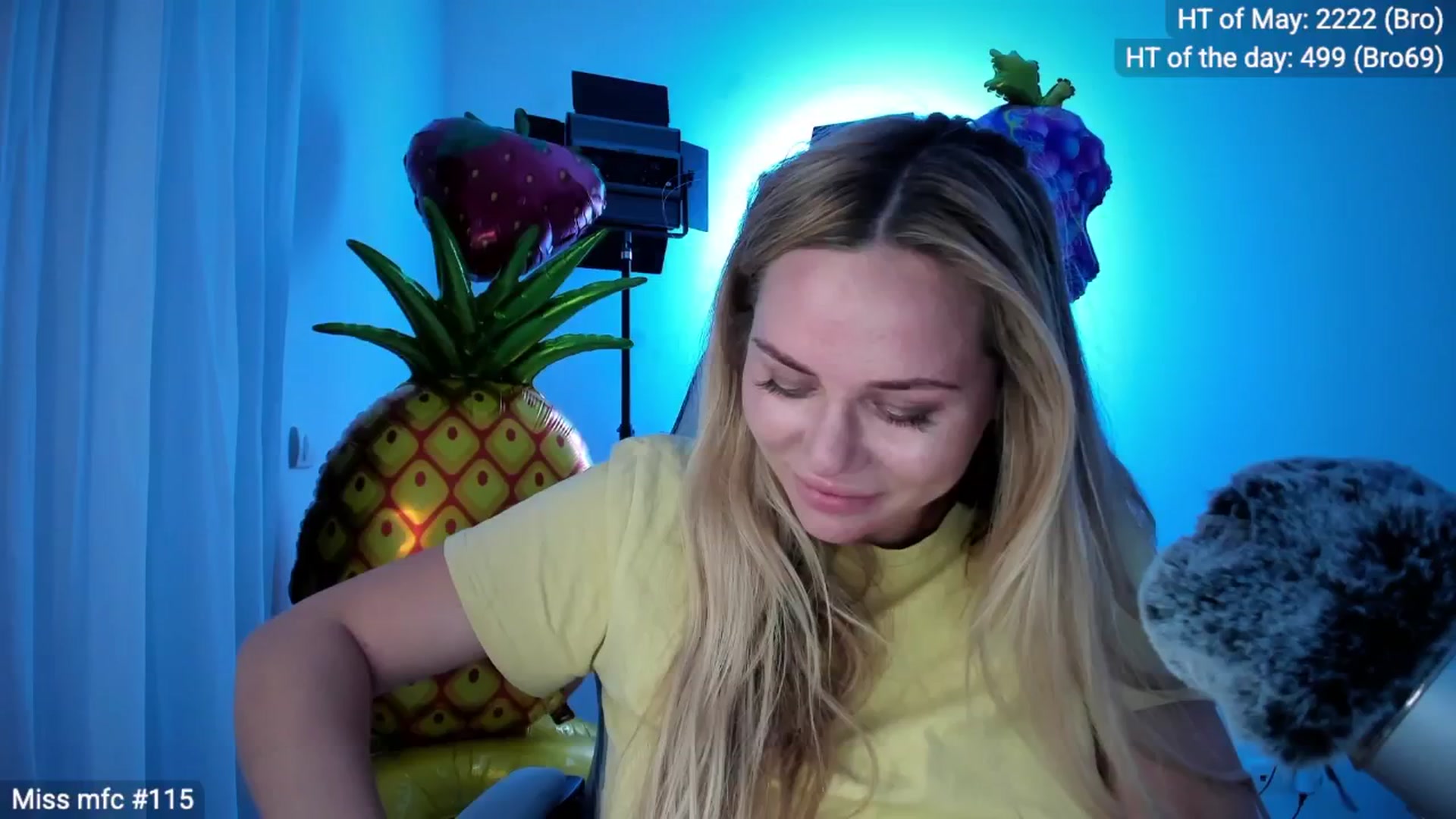 Gallery image thumbnail from Linda_0nline's myfreecams stream on, 05/02/2026, 18:57 image 18 of 20