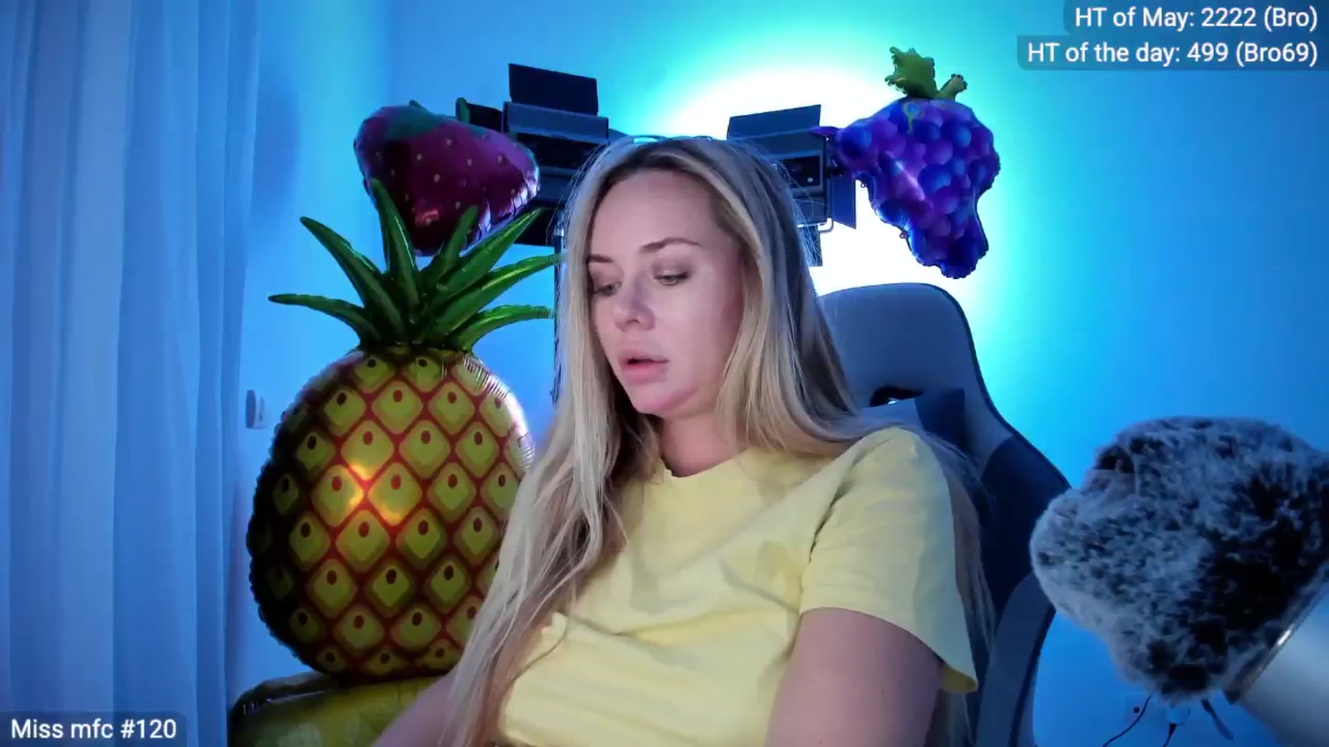Gallery image thumbnail from Linda_0nline's myfreecams stream on, 05/02/2026, 18:57 image 14 of 20