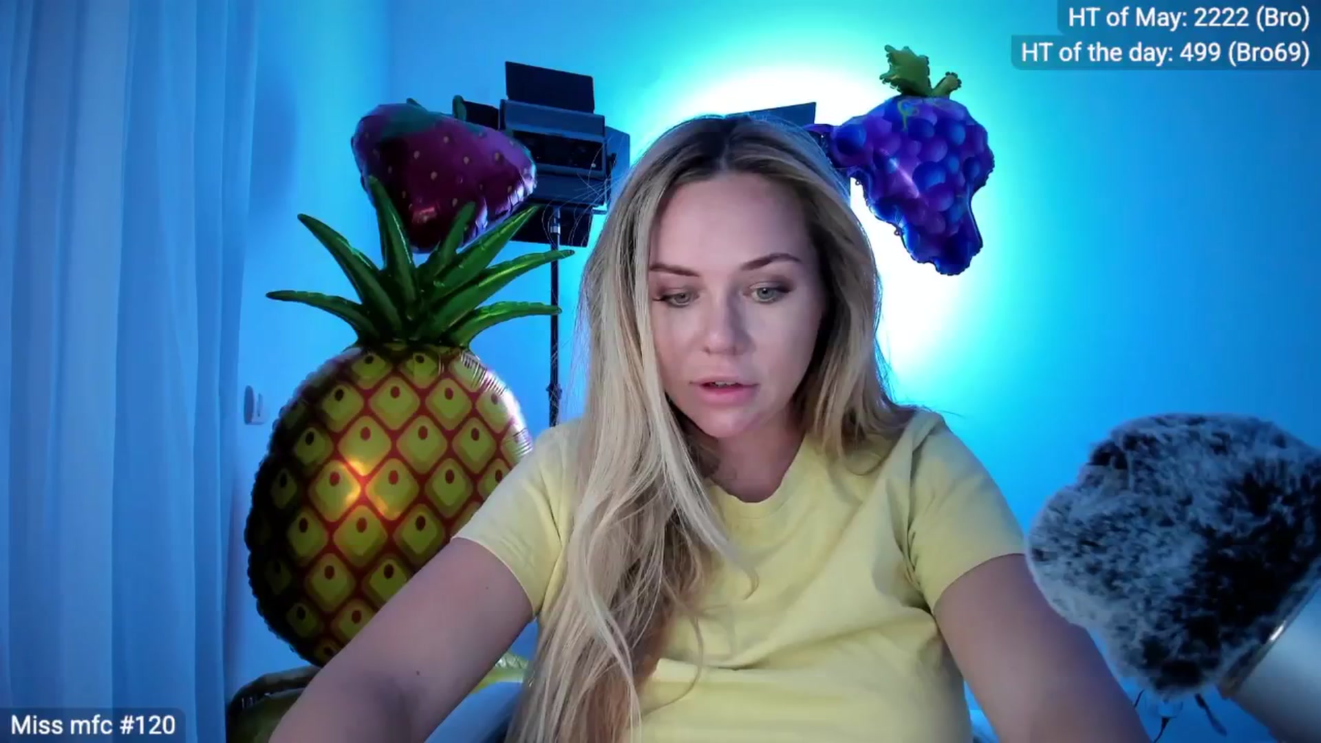Gallery image thumbnail from Linda_0nline's myfreecams stream on, 05/02/2026, 18:57 image 11 of 20